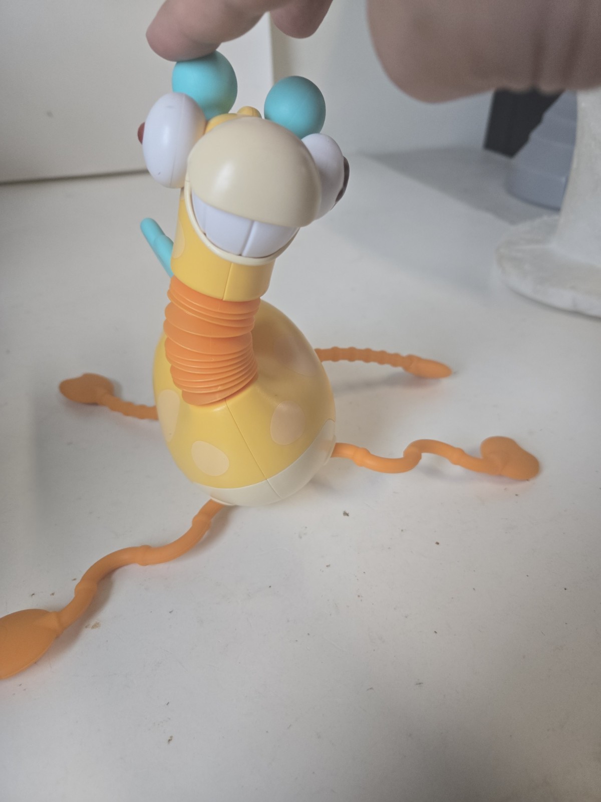 VATOS Accordion Neck Giraffe Baby Plastic Sensory Activity Toy Dp