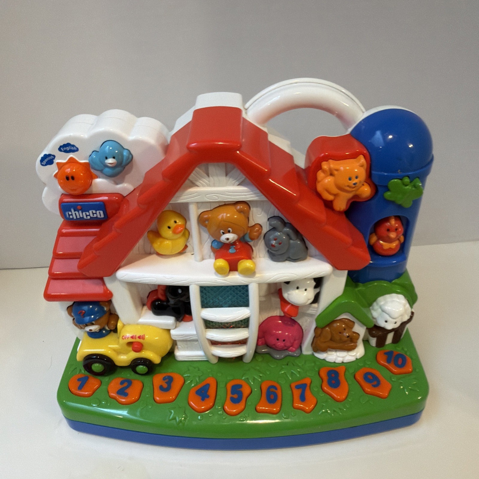 Chicco Interactive Bilingual English Spanish Music Lights Farm Animal SoundsToy