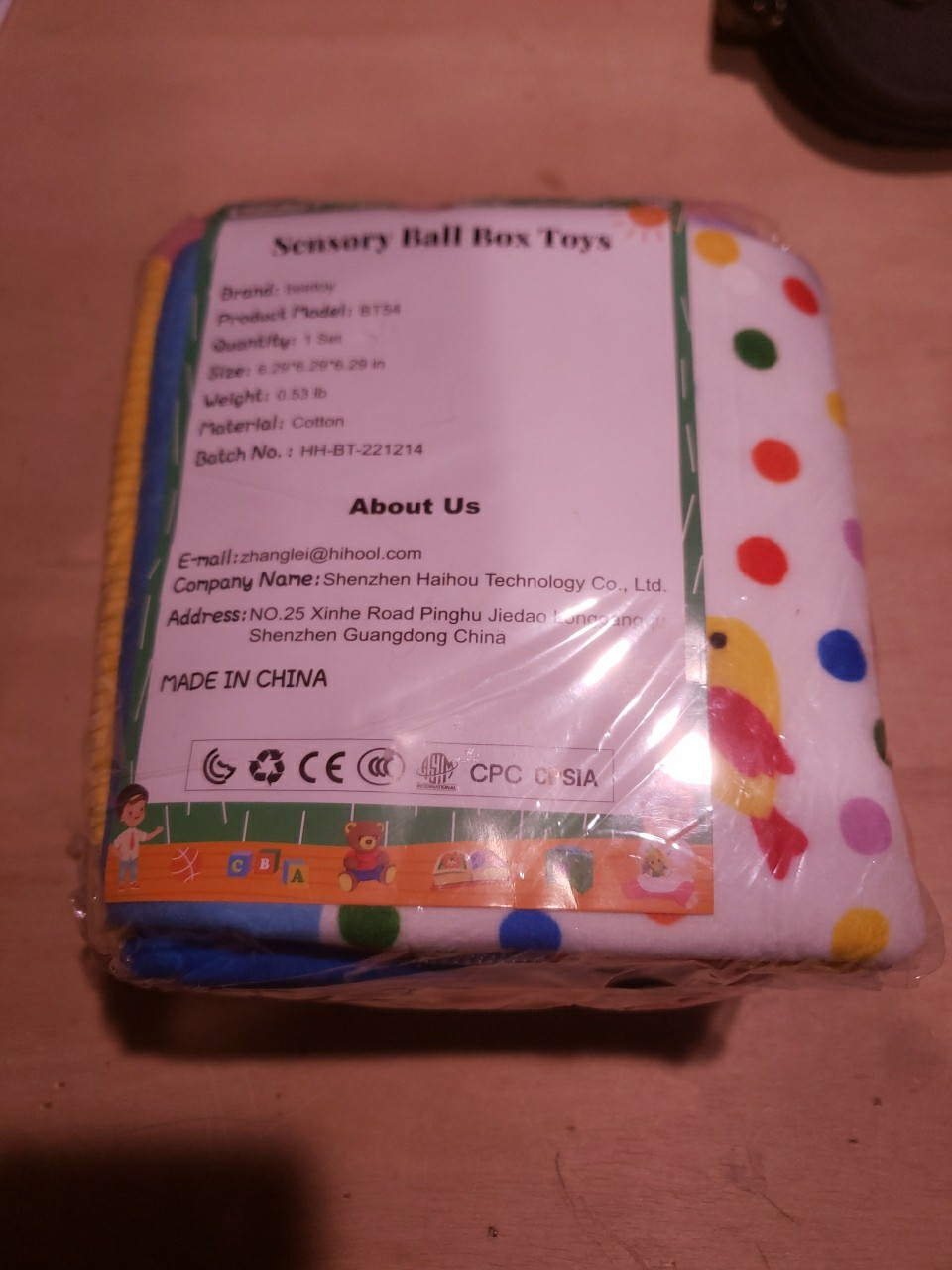 Sensory Busy Cube -Montessori Infant Toy with Textured Sensory Balls New Unopend