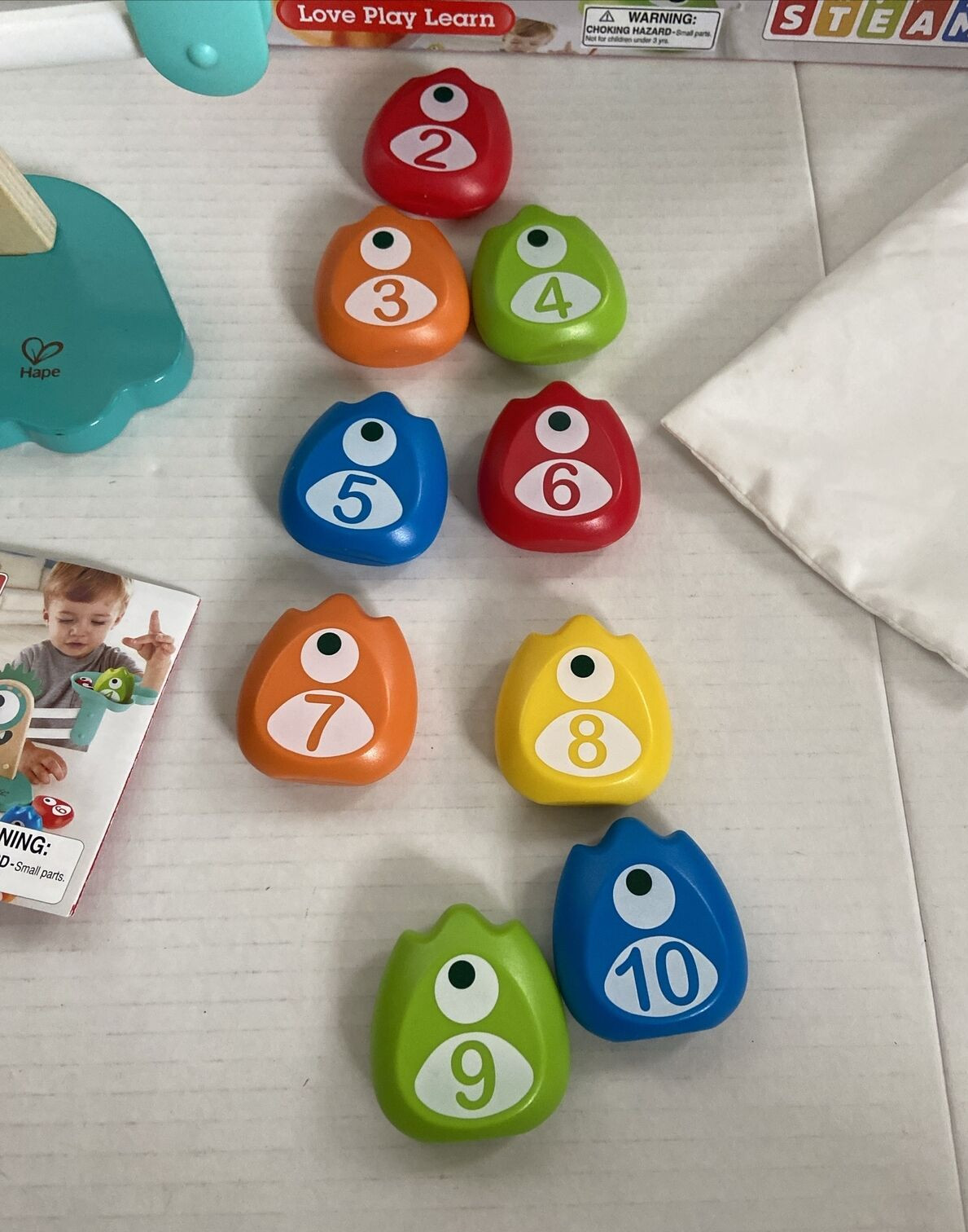 Hape Monster Math Scale E0511 *pre-owned* STEM