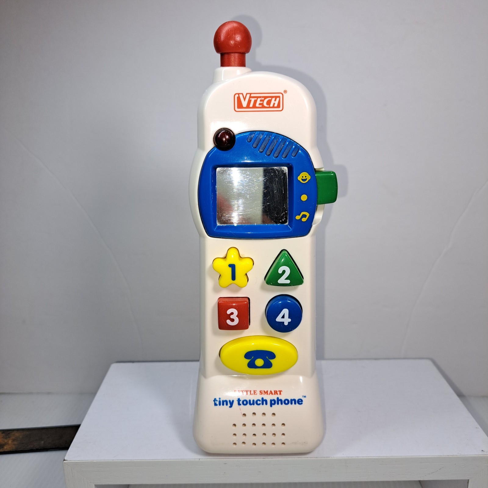 Vintage VTech Little Smart Tiny Touch Phone Plus Lights Up Musical Buttons Works