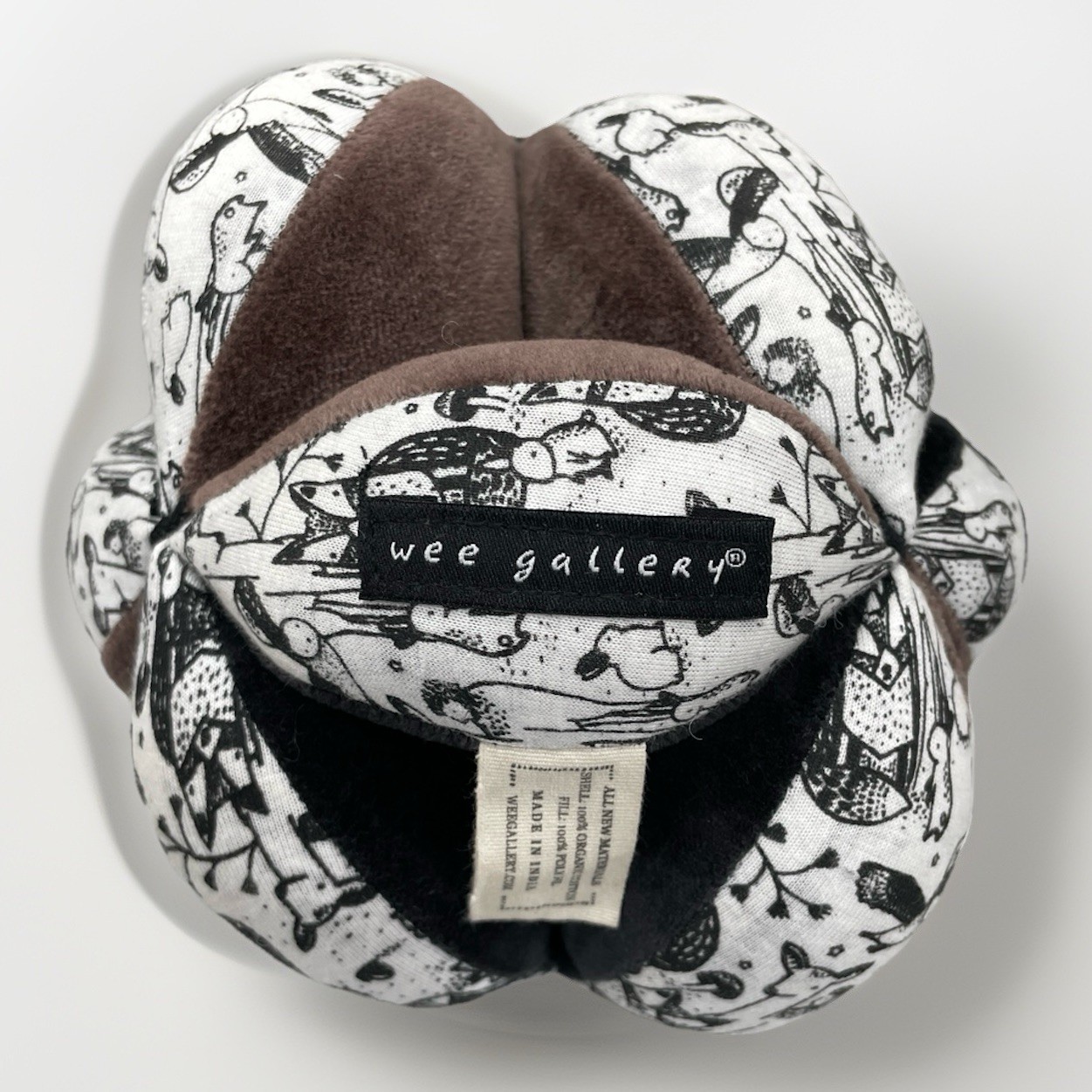 Wee Gallery Clutch Ball Baby Toy Black White Organic Cotton Infant Montessori
