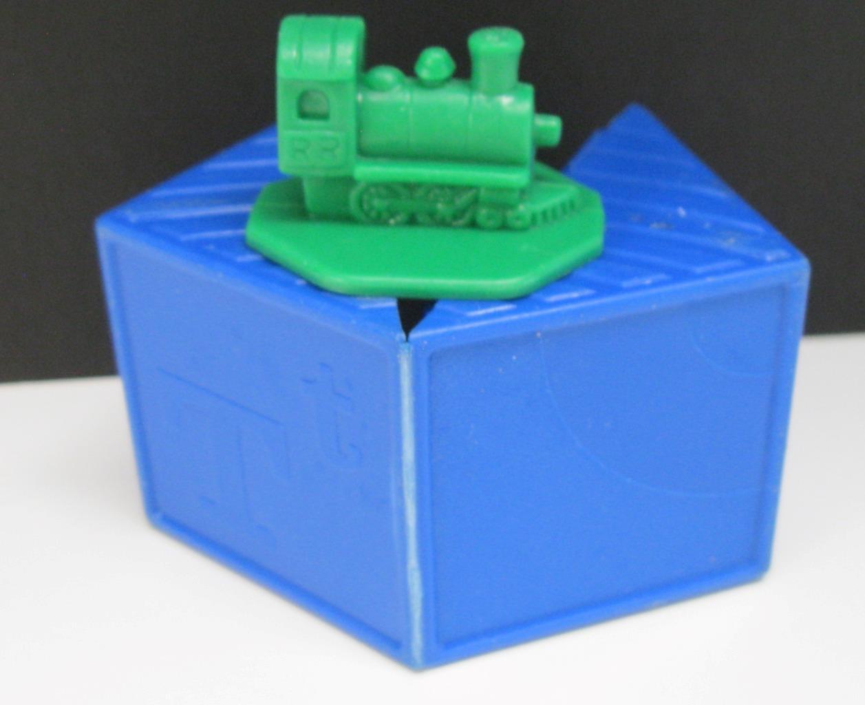 CLEAN Tupperware TUPPERTOYS ABC ALPHABET~BUSY BLOCK &Green TOY T is for TRAIN