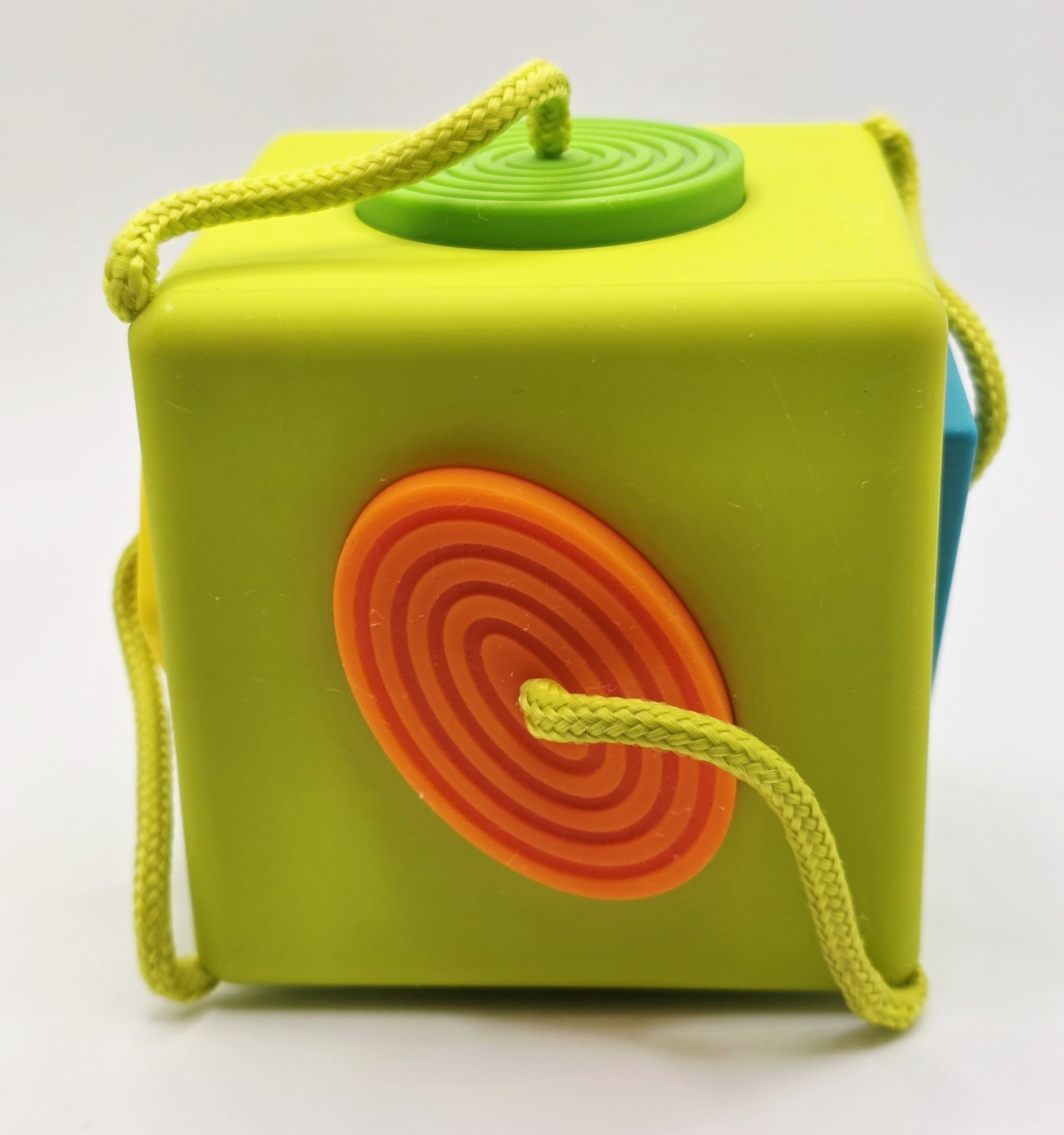 Oombee Cube Shape Sorter with Tethered Shapes for Early Learning Development