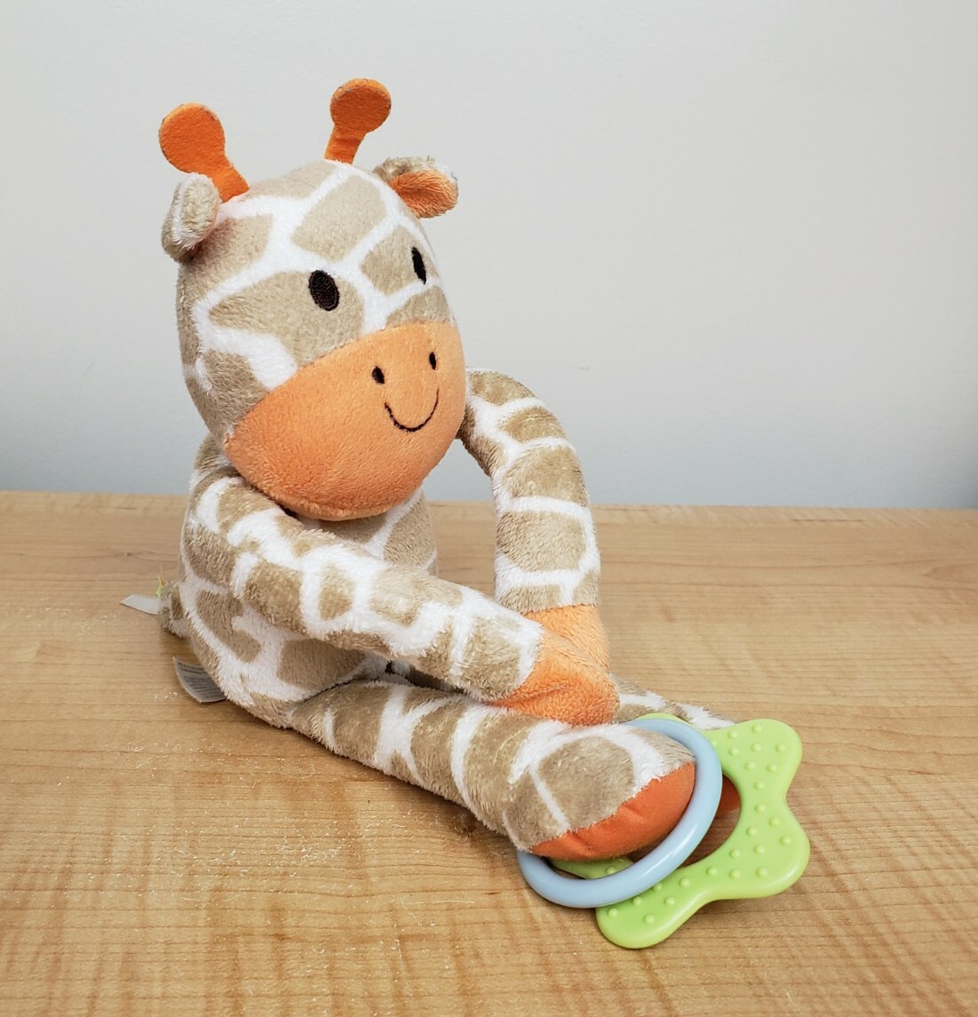 Carter’s Giraffe Plush Baby Activity Sensory Toy Hugging Arms