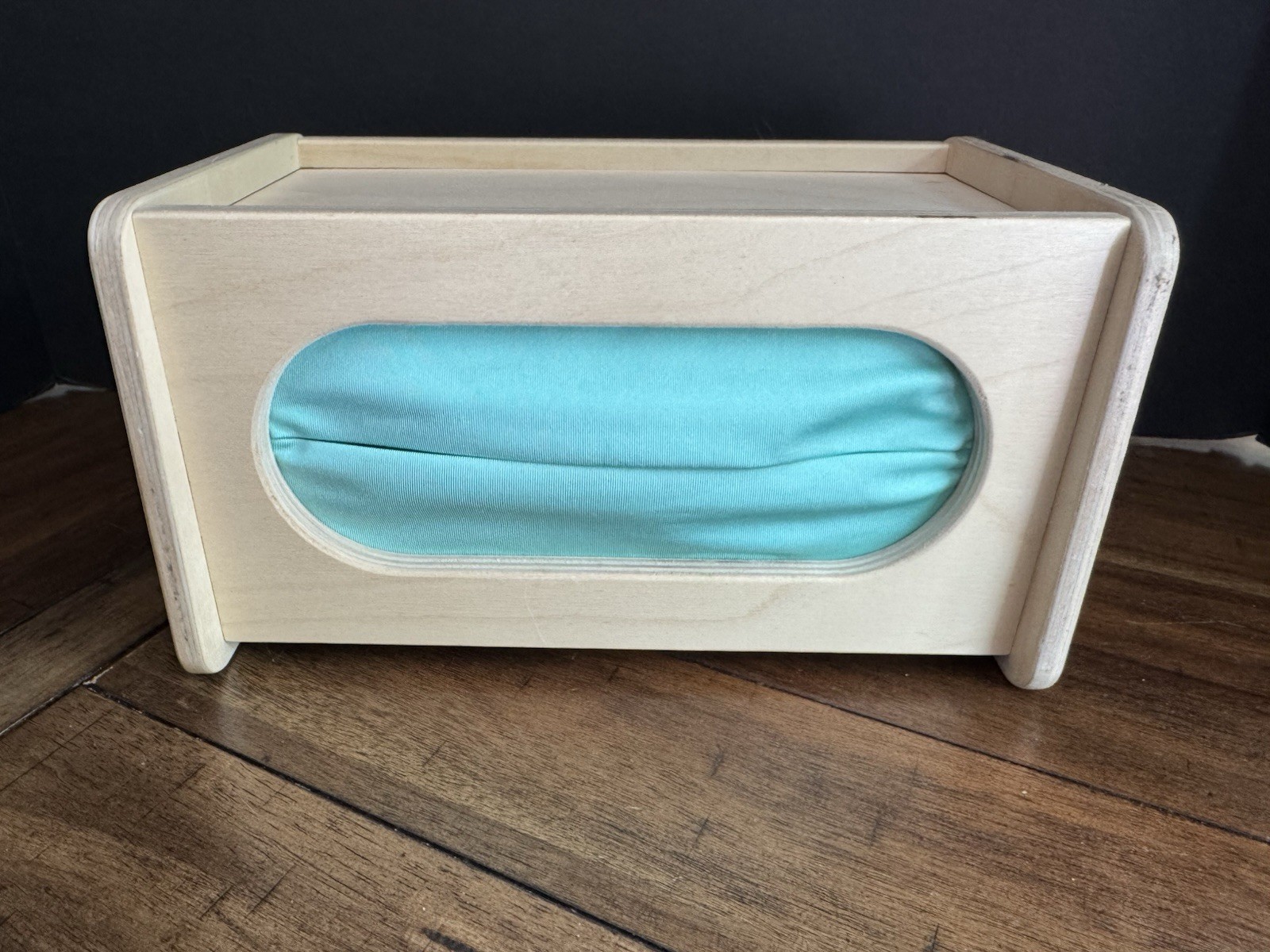 Lovevery Montessori Sensory Box Analyst Play Kit Wooden Teal Toy No Pieces