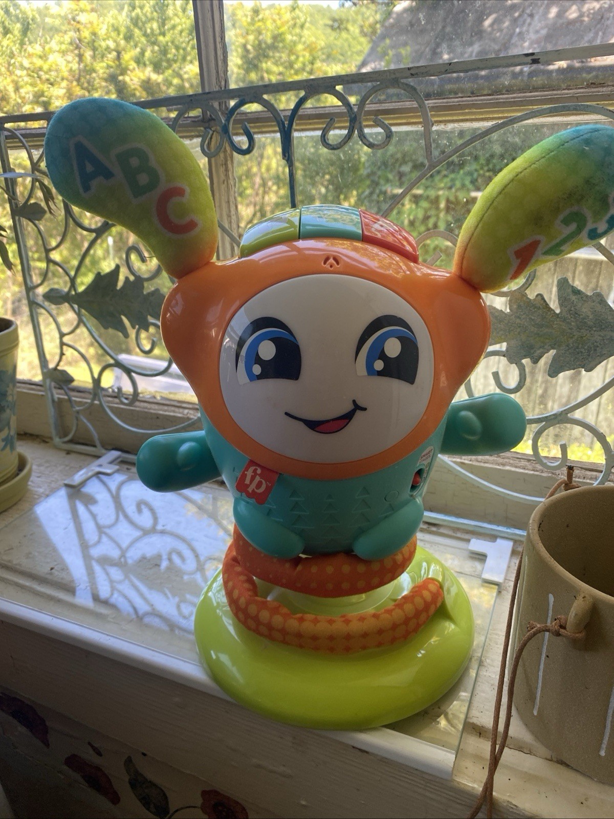 Fisher price DJ Bouncing Beats Electronic Baby/ Toddler Learning Development Toy