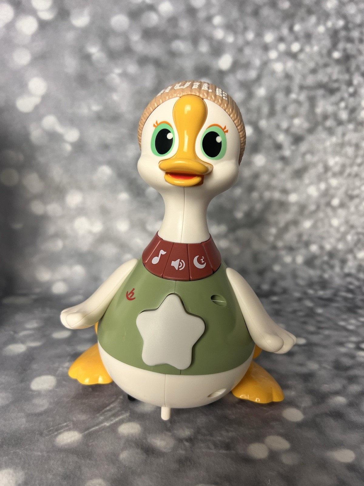 HOLA (Huile) Swinging Goose Baby Toy 6-36 Months Interactive Musical Duck