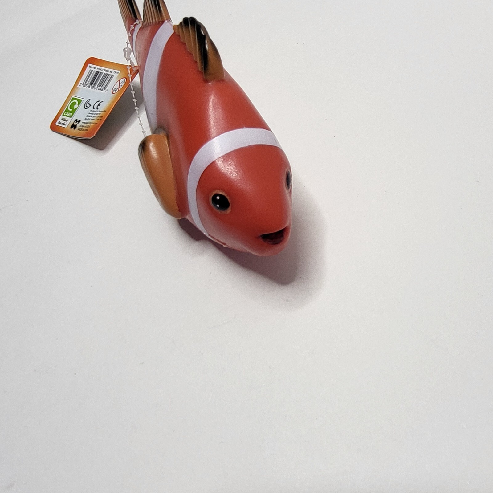 Fumfings Clown Fish Water Soaker Squirter Unisex Kids Play Orange Rubber Bath