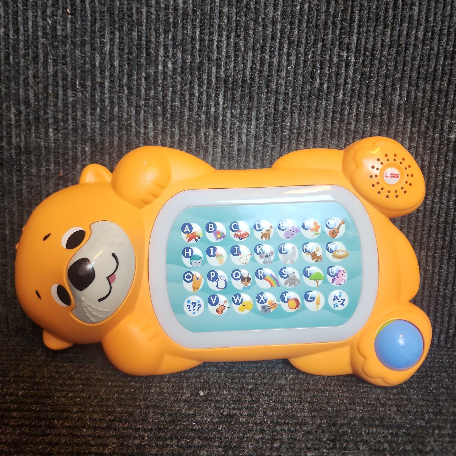 Fisher-Price Linkimals A to Z Otter Interactive Educational Toy with Music Works