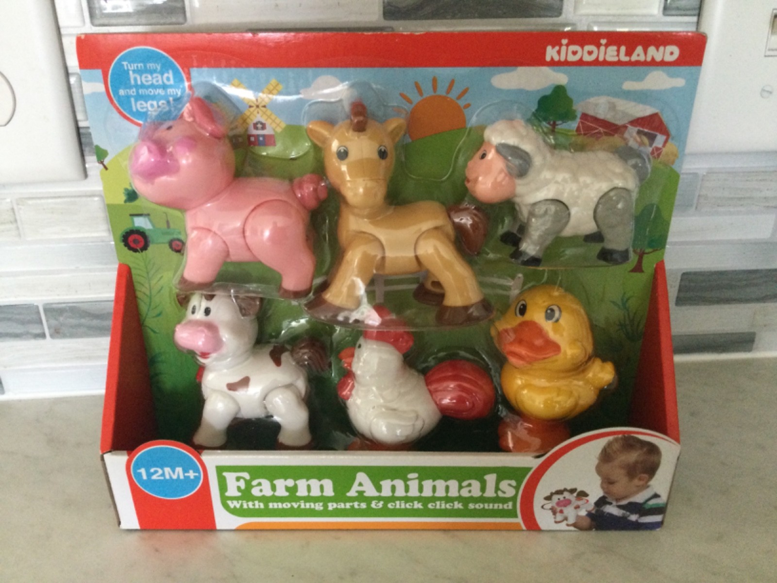 NEW NIB FARM ANIMALS MOVEABLE AND CLICKING SOUNDS