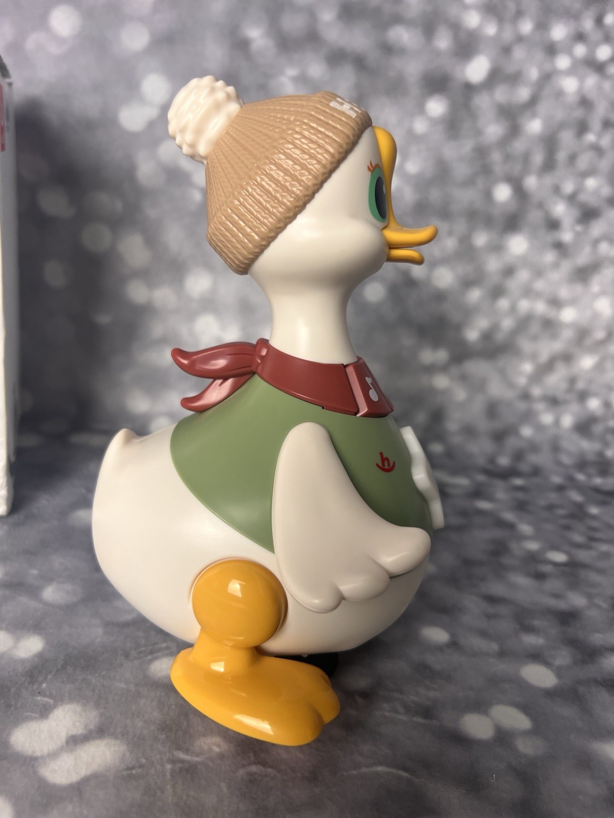 HOLA (Huile) Swinging Goose Baby Toy 6-36 Months Interactive Musical Duck