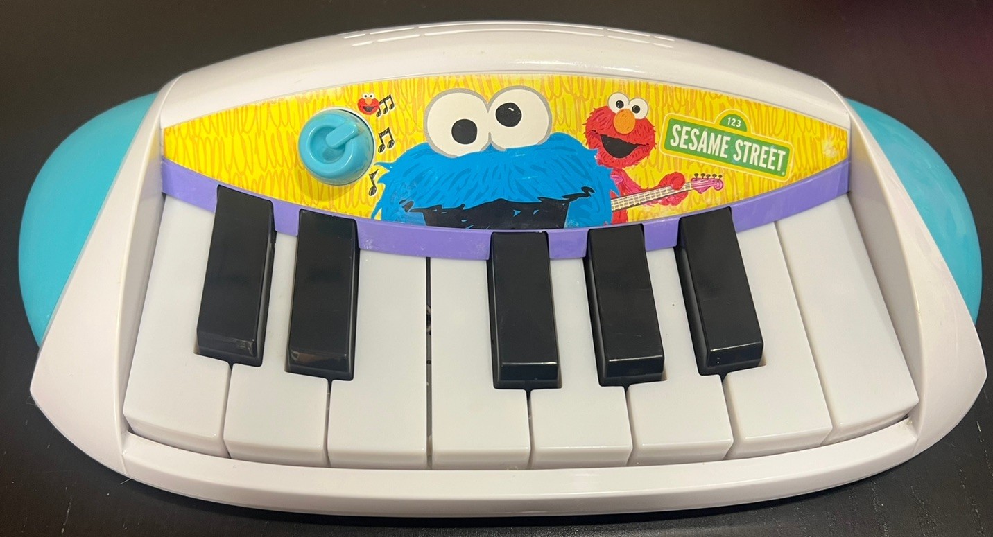 Sesame Street 2010 Talking Toy Piano Cookie Monster Elmo Lets Rock Hasbro Works