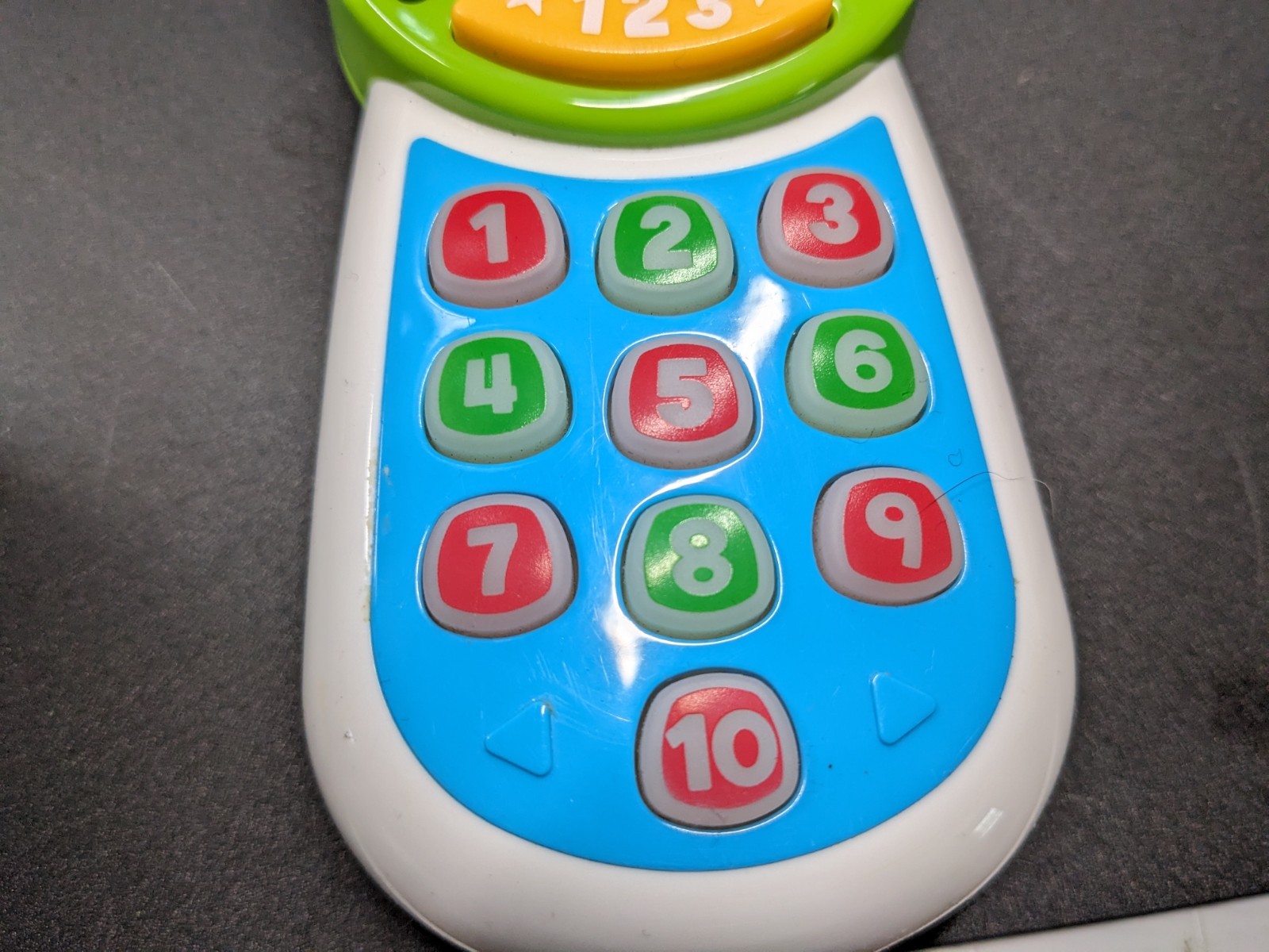 LeapFrog Learning Toy Bundle Scout Remote + 100 Words Book