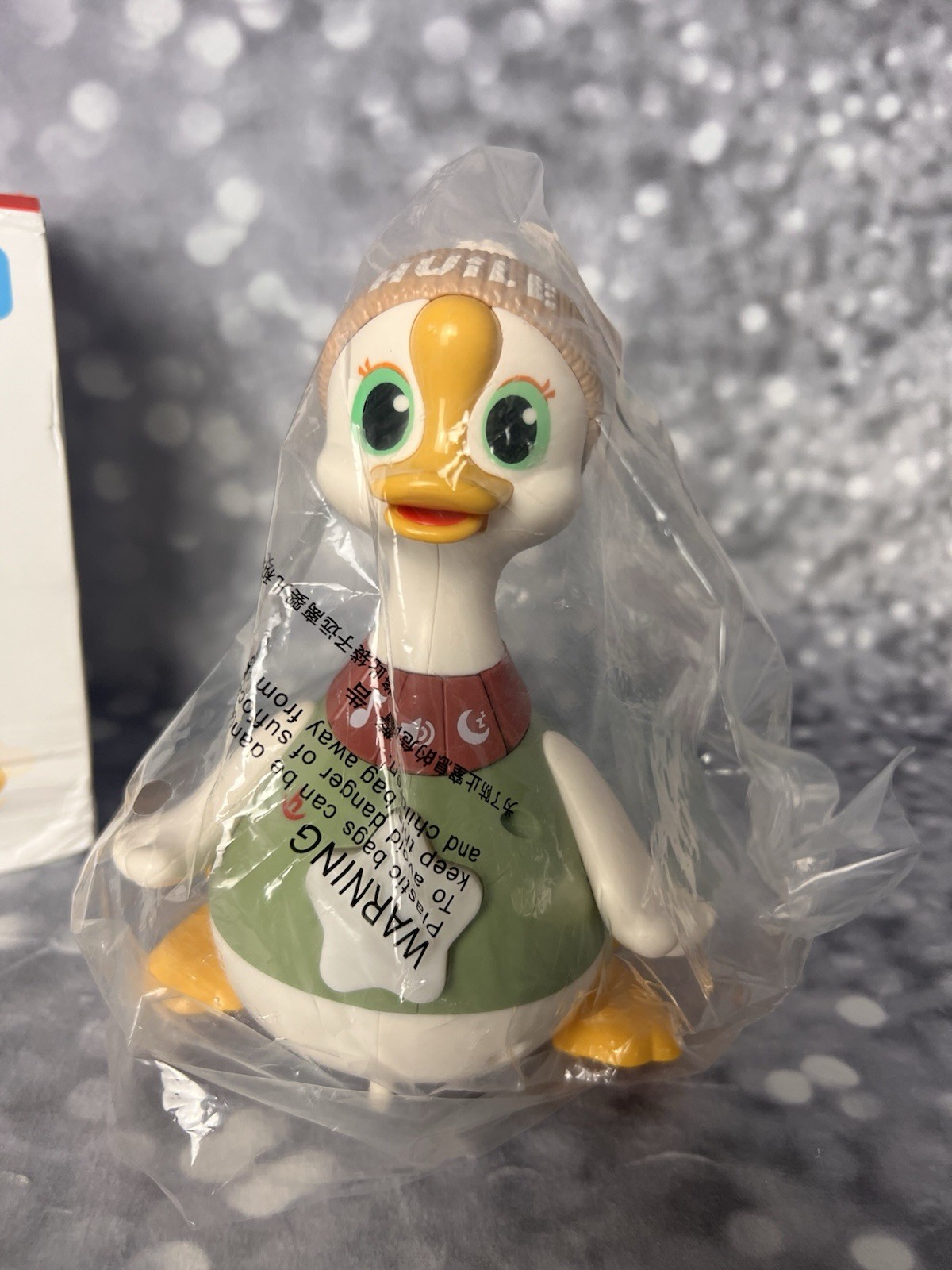 HOLA (Huile) Swinging Goose Baby Toy 6-36 Months Interactive Musical Duck
