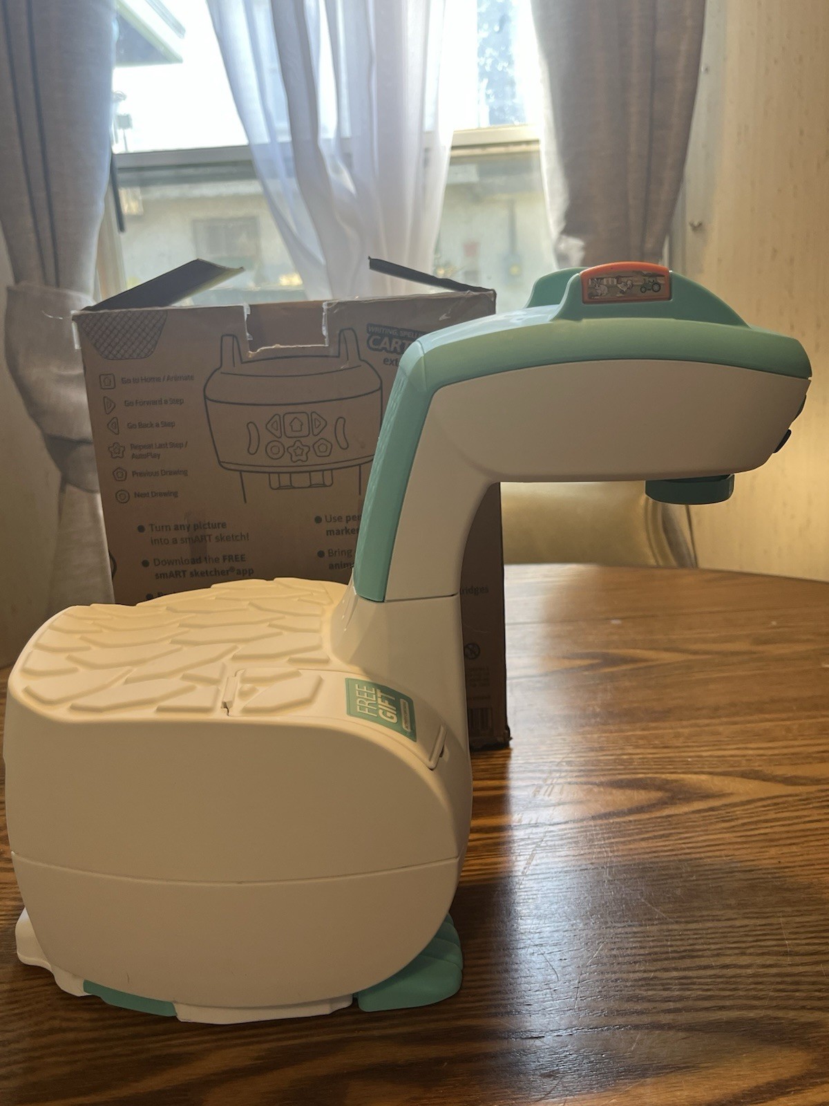 Smart Sketcher 2.0 Art Projector 4 Cartridges And Many Extras For Ages 5-105