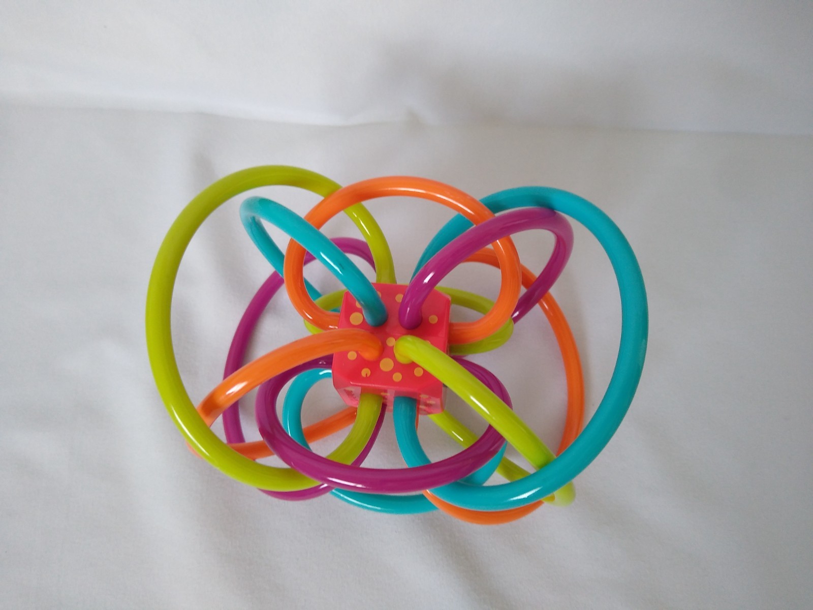 Infantino Baby Developmental Toy Ball Shaker Rattle Sensory Teether Activity Toy