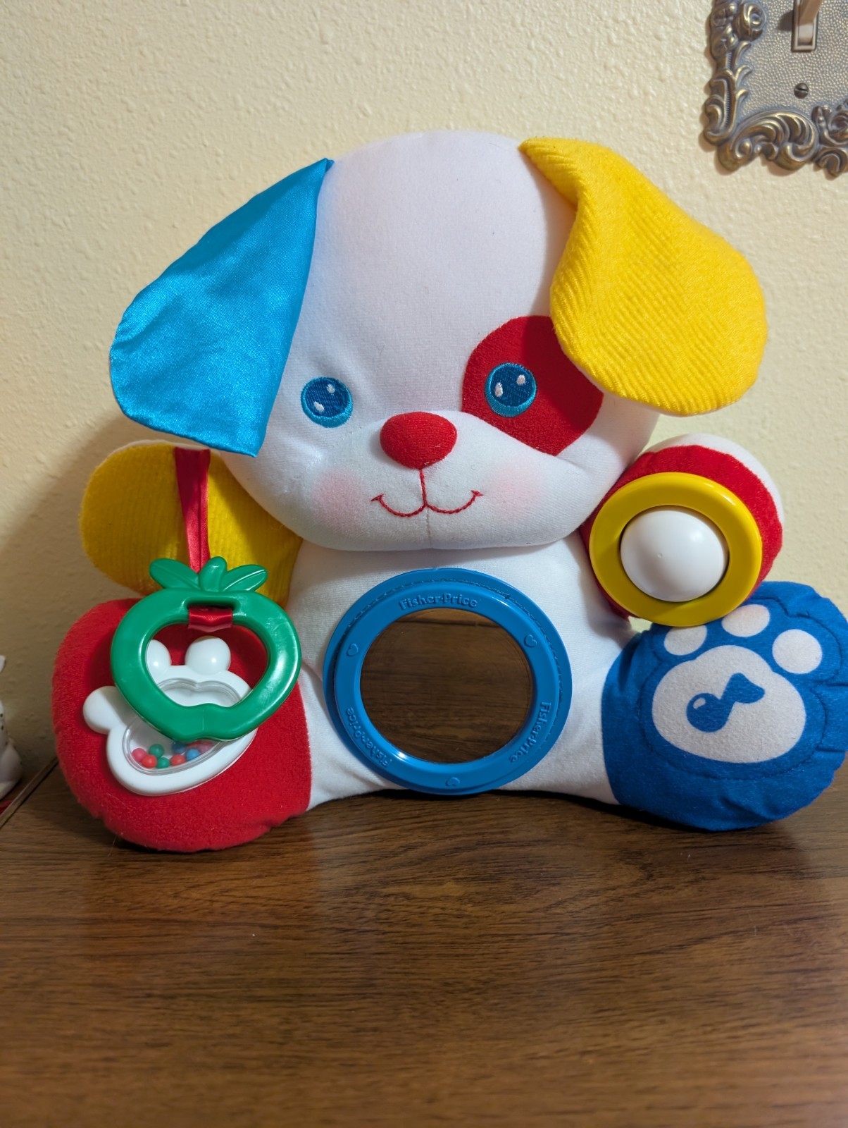 VTG Fisher-Price Discovery Puppy white Primary Colors 1992 Ball Rattle Mirror