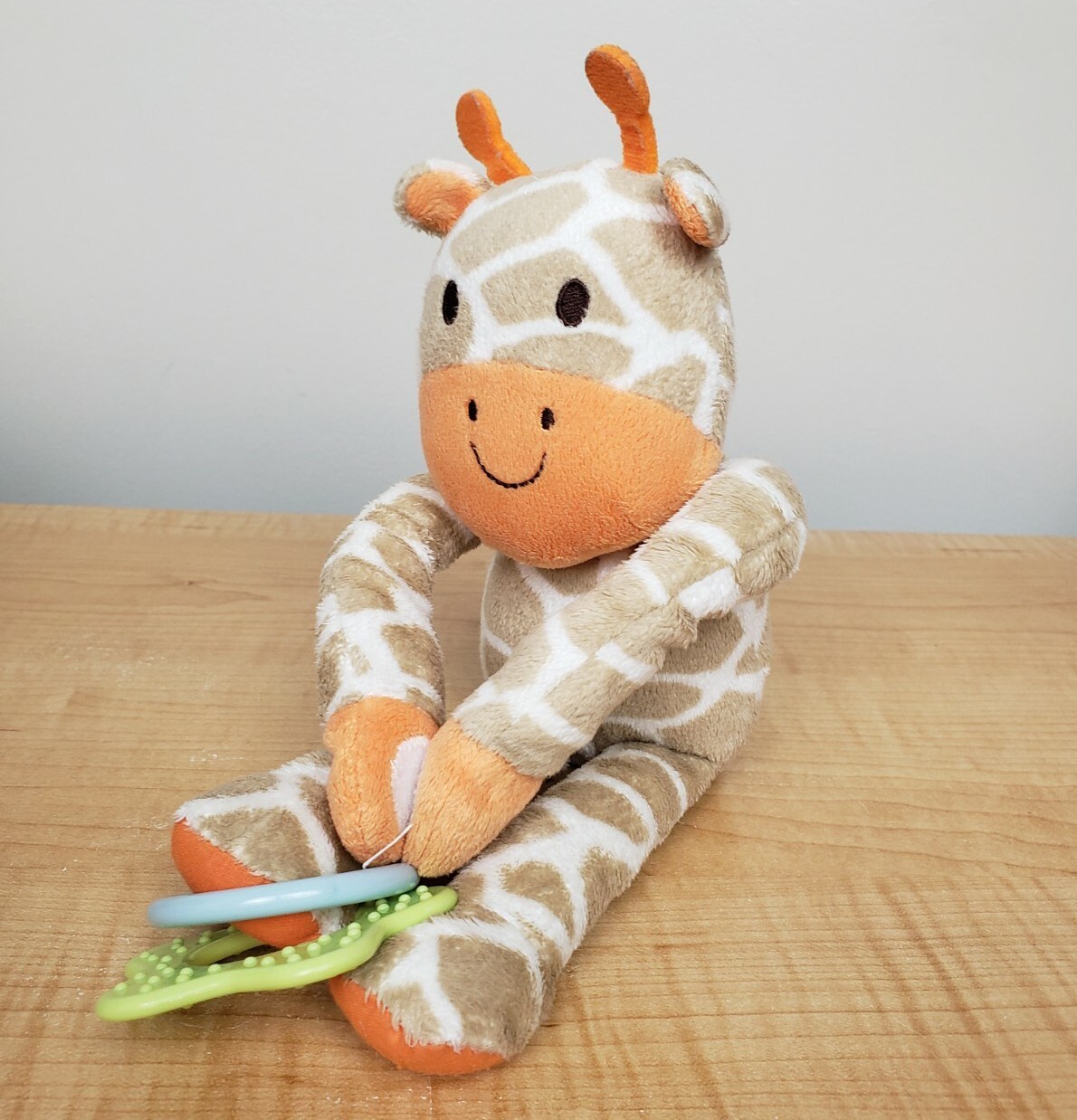 Carter’s Giraffe Plush Baby Activity Sensory Toy Hugging Arms
