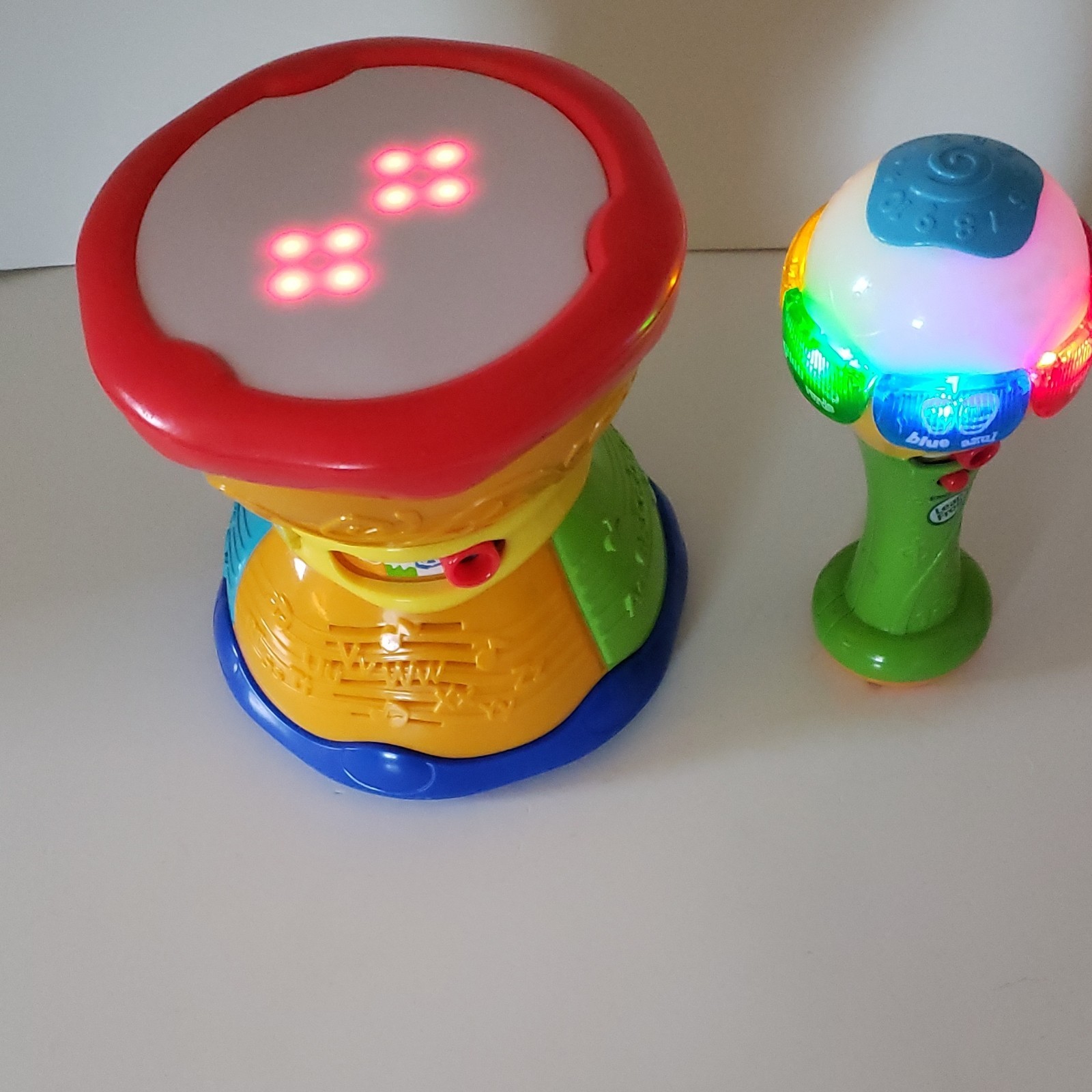 LeapFrog Learn & Groove Musical Colors Maracas Musical Toy Set Multicolor