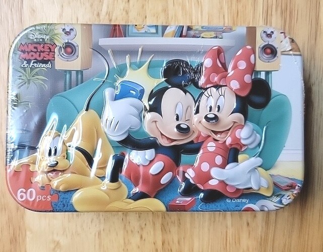 Nelden Disney Puzzle Mickey minnie 60Pcs Tin Box puzzle Size 9.2×5.9