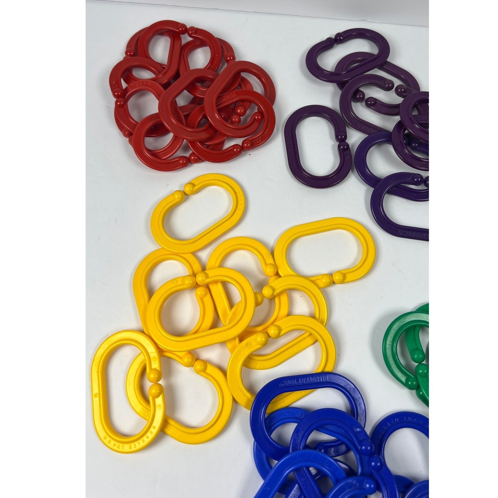 Vintage Discovery Toys 54 Boomerings Flexible Plastic Links Baby Toddler