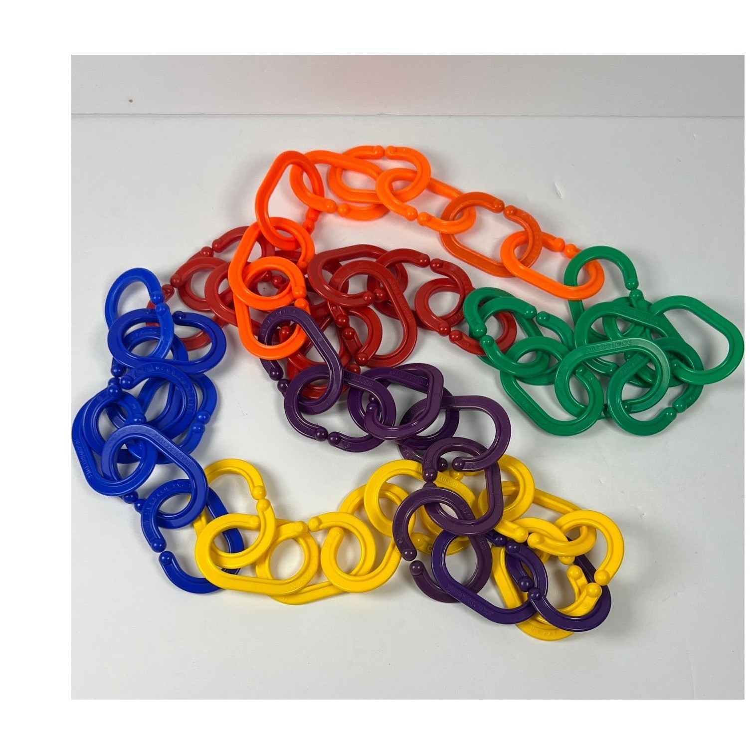 Vintage Discovery Toys 54 Boomerings Flexible Plastic Links Baby Toddler