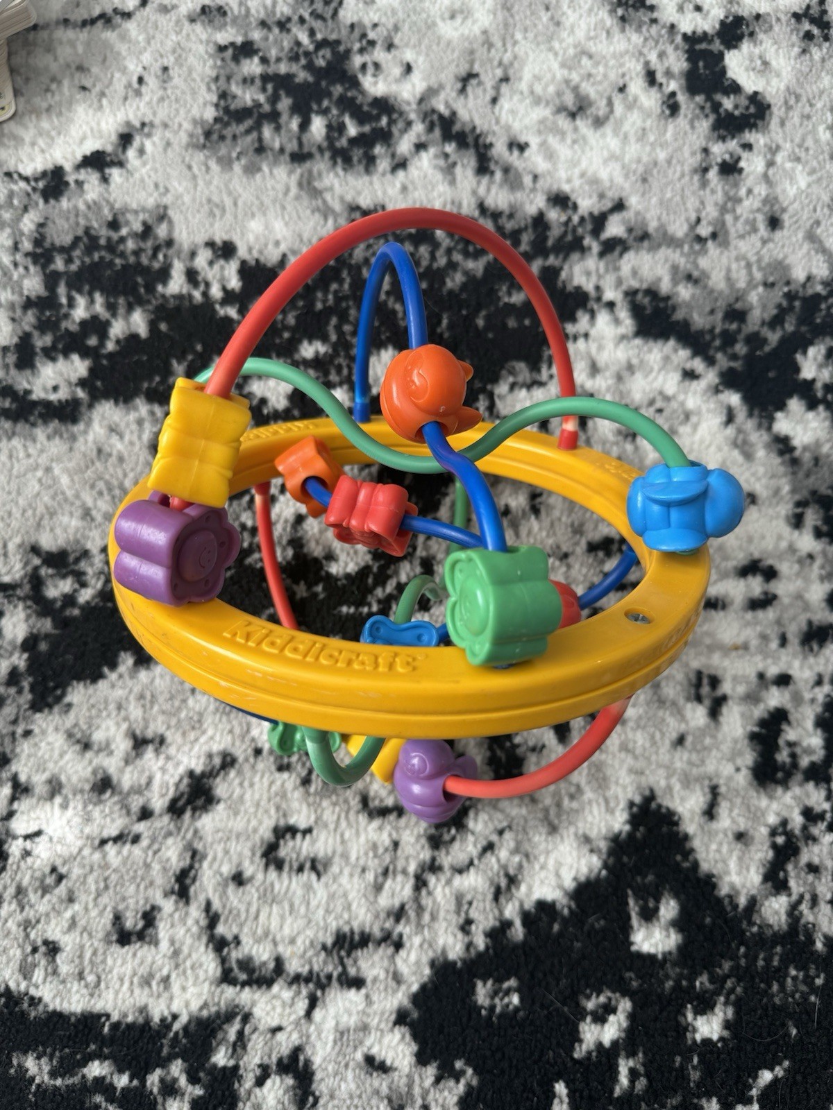 Vintage 1995 Fisher-Price Fun to Discover Bead Ball, activity toy 6mos+ Rare