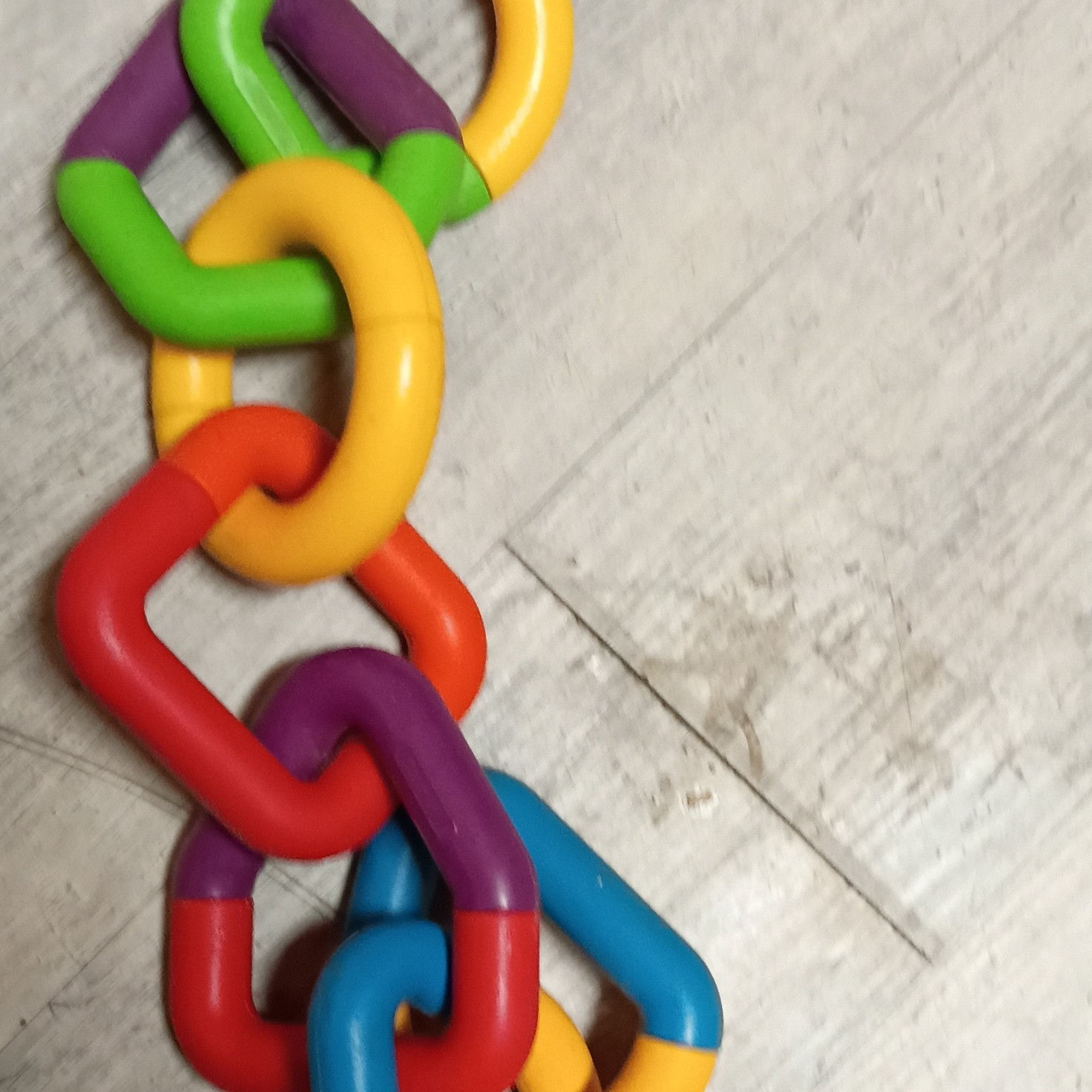 Multicolor Plastic Chain Linking Rings Activity Toy, Motor Skills, Hand-Eye