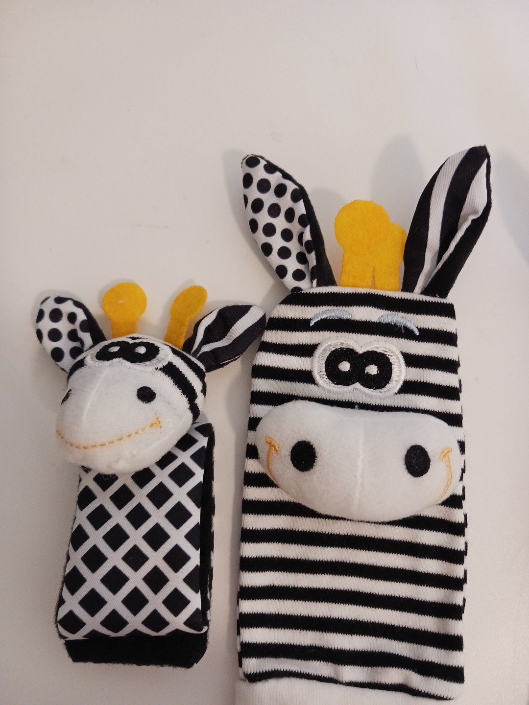 Playgro Jungle Wrist Rattle and Foot Finder Baby Shower 4 Pairs Colorful Playful