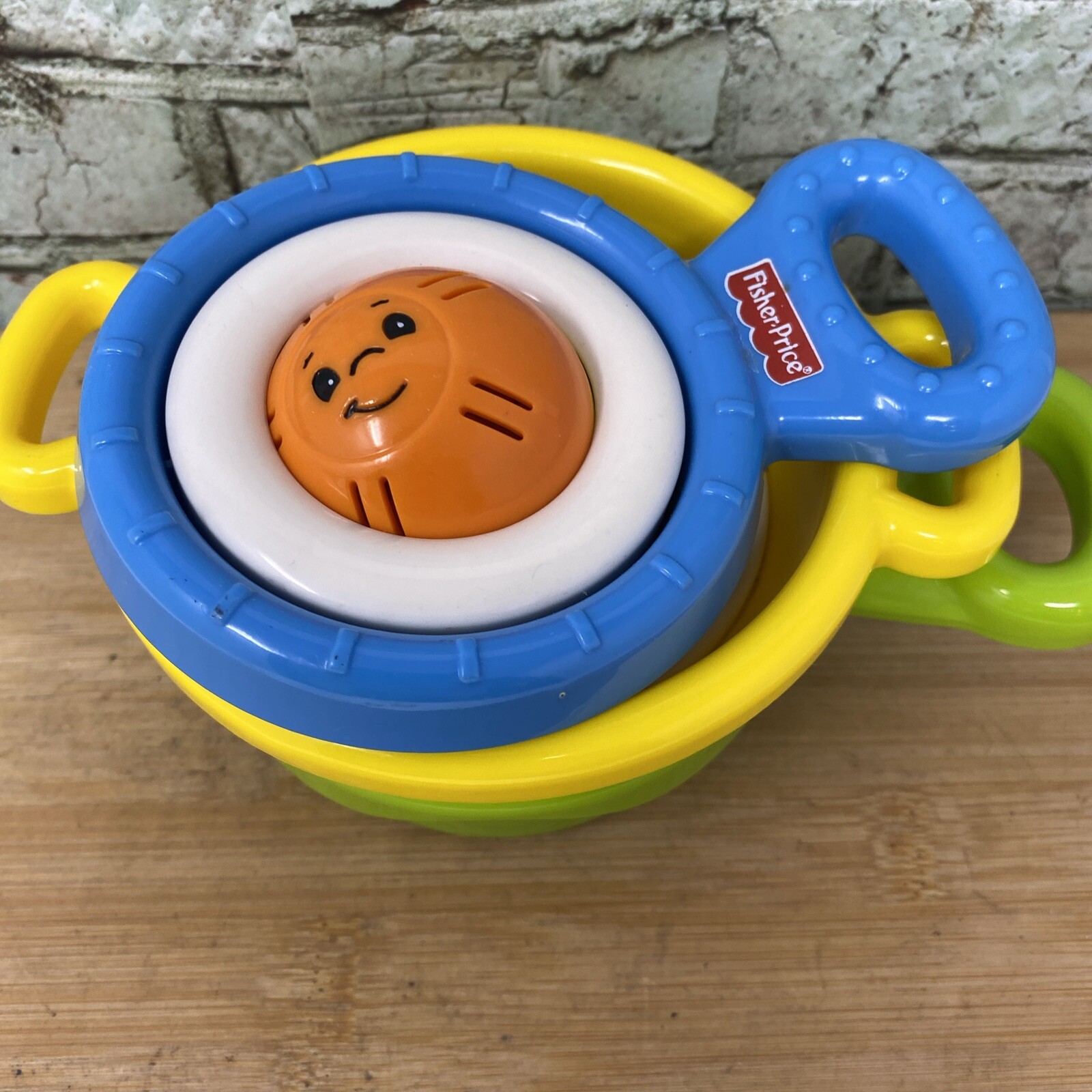 Fisher Price Brilliant Basics Stack and Nest Pots and Pans Yellow Green Blue