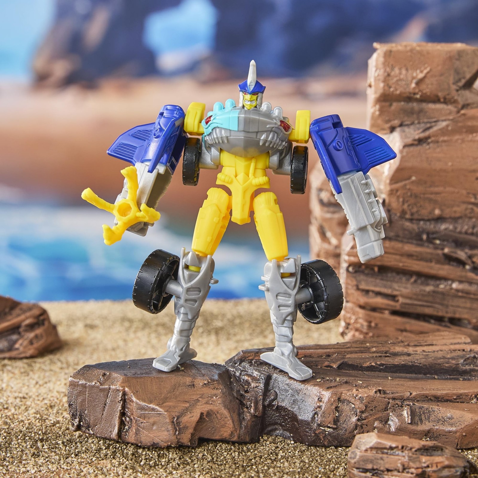 Transformers CYBERWORLD Sky-Byte Cyber Changers 4-Inch Action Figure, Quick C…
