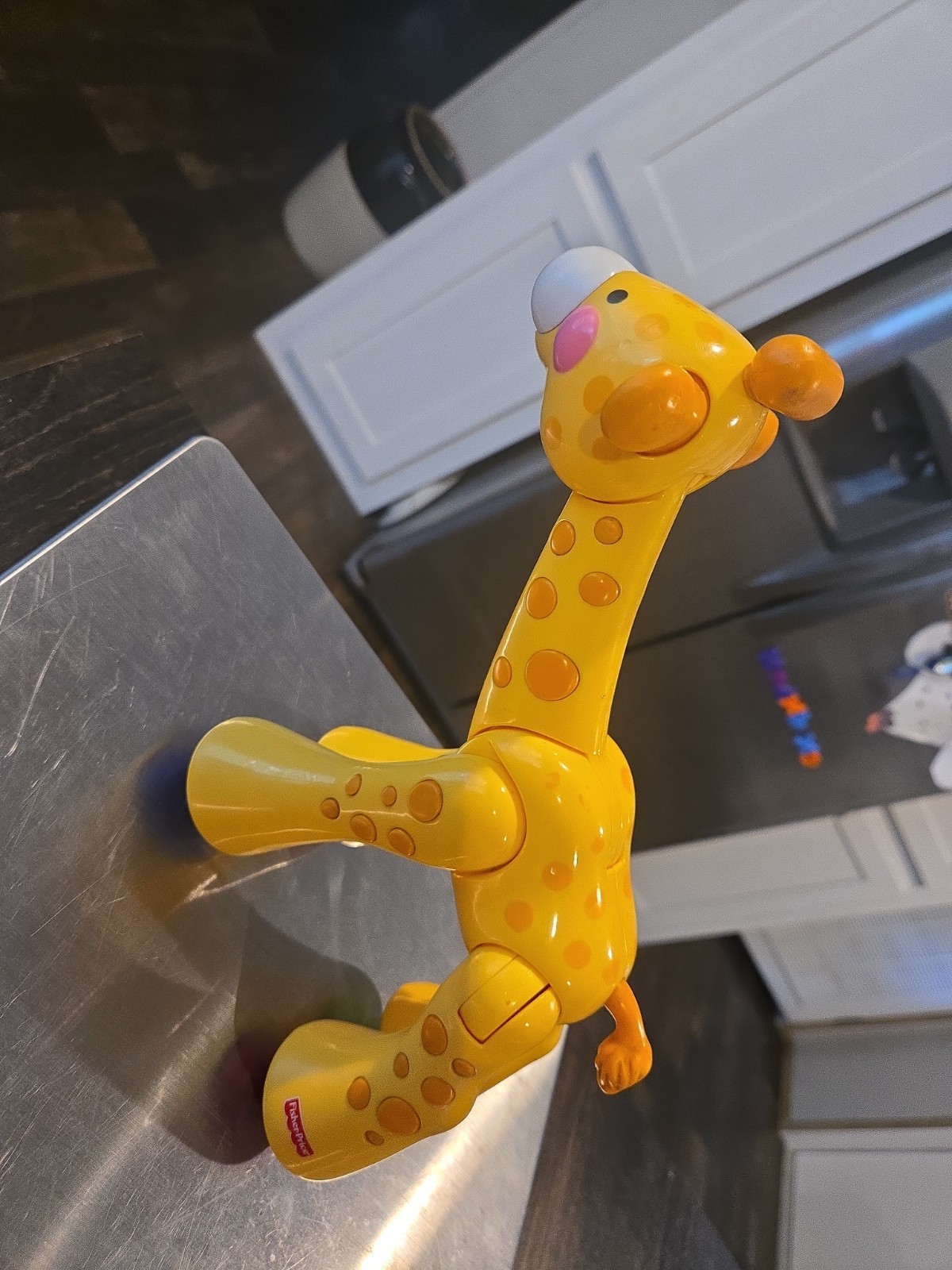 Fisher Price Amazing Animal Clicks Joints Giraffe Sensory Toy