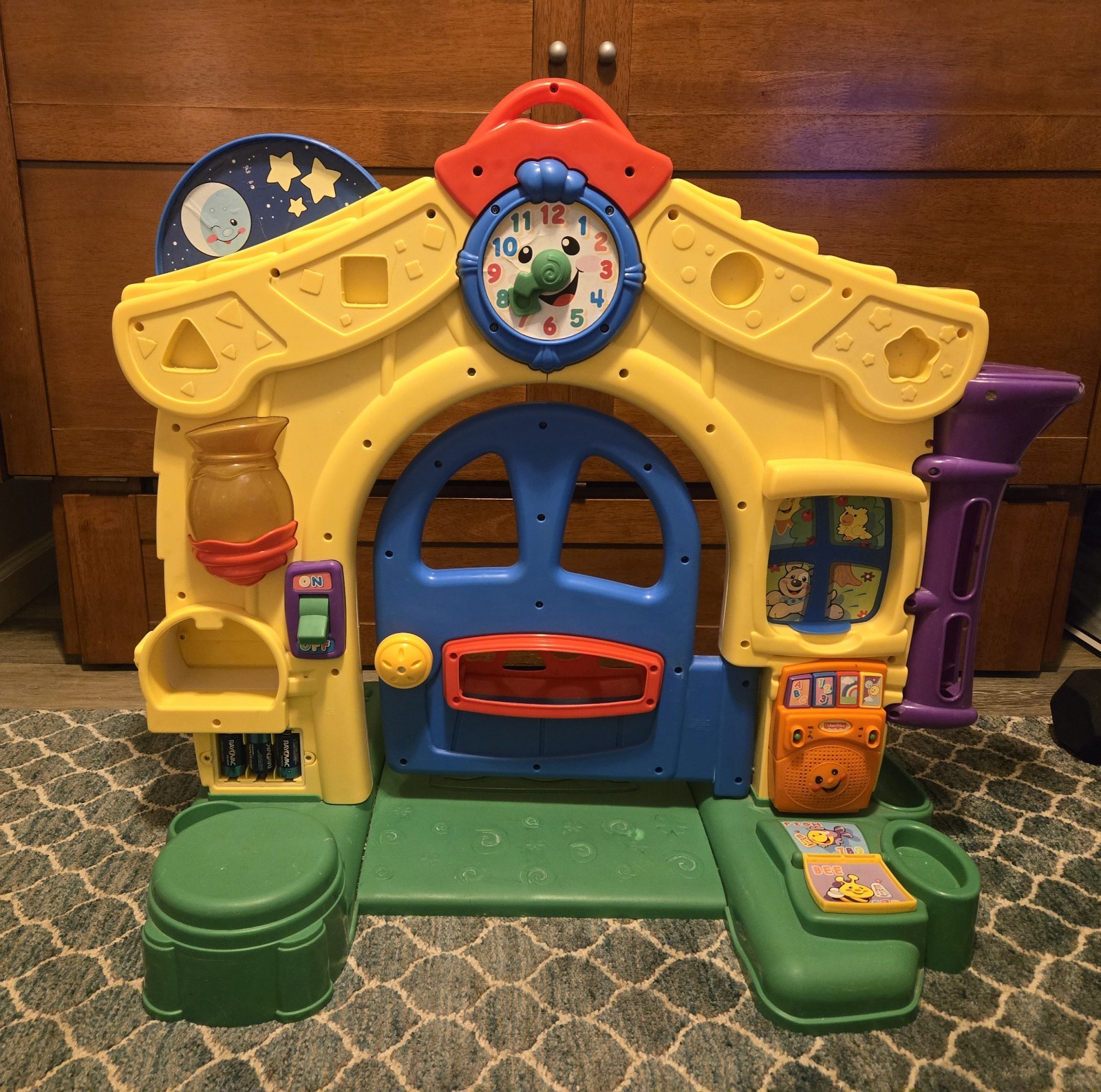 Vintage 2004 Fisher Price Laugh And Learn House – 2 Interactive Play Modes