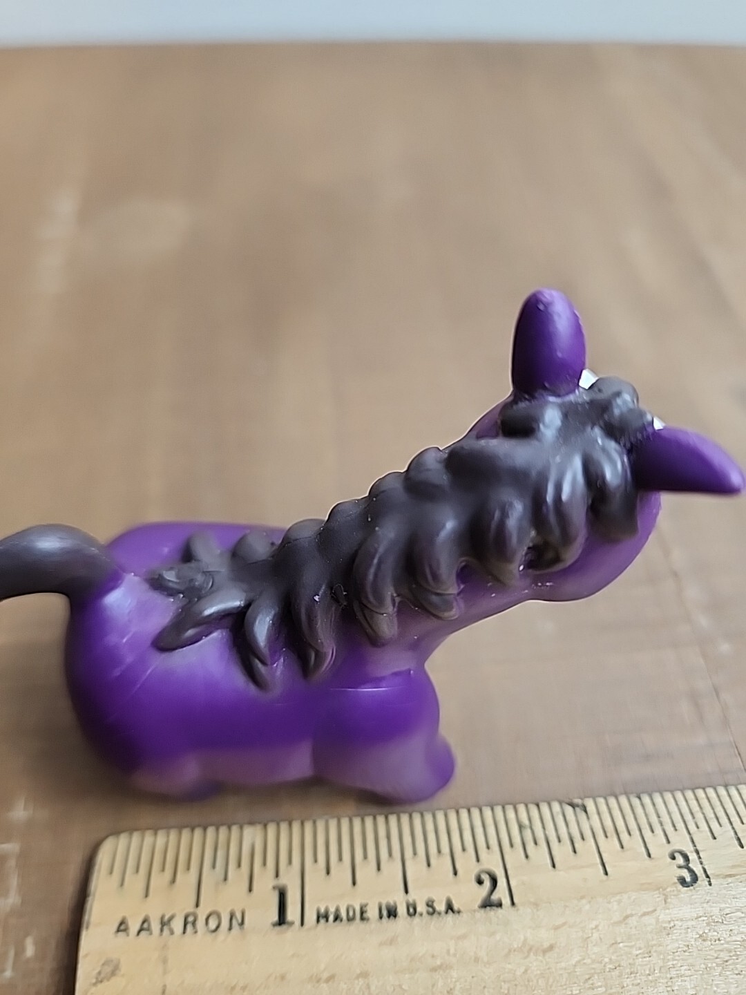 B. Toys – Baa-Baa-Barn Farm Purple Horse PVC Animal Toy Action Figure