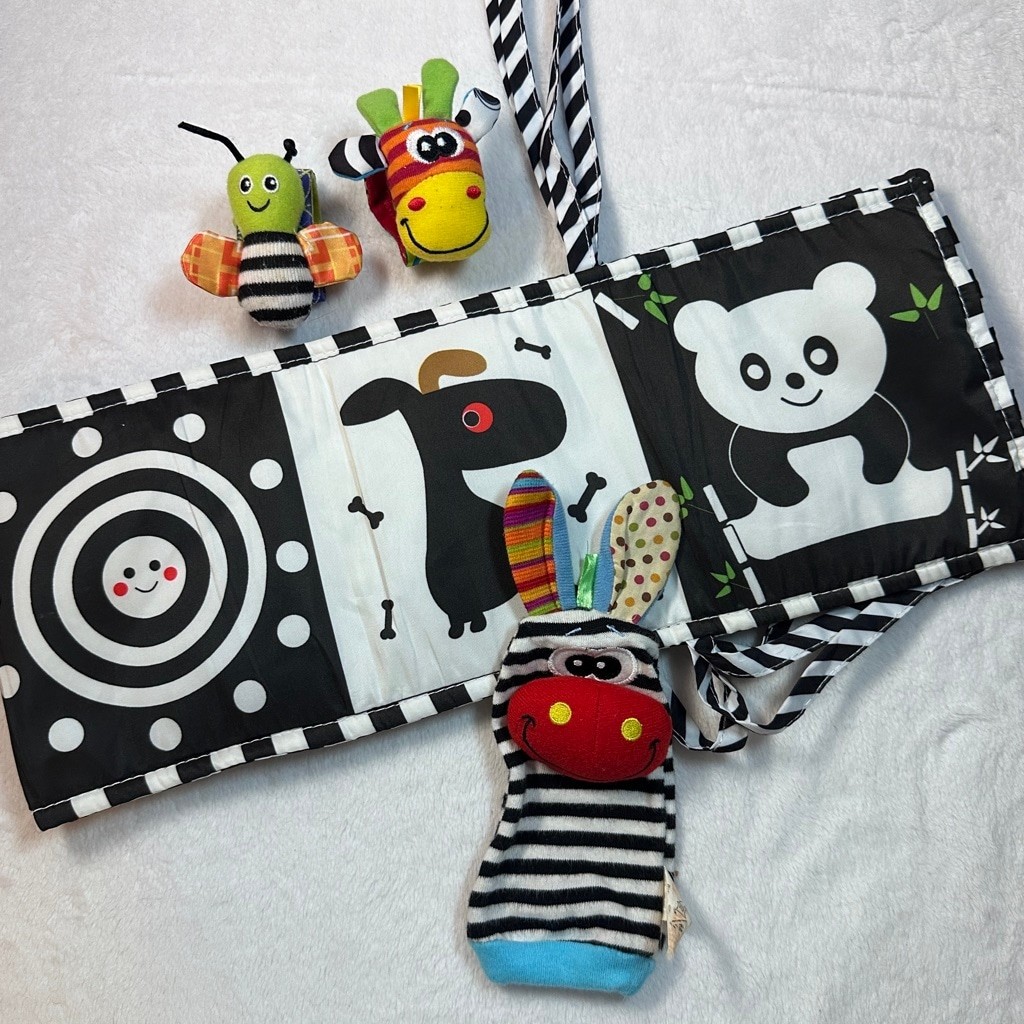Baby High Contrast Soft Book Rattle Set Black White Montessori Sensory Toy