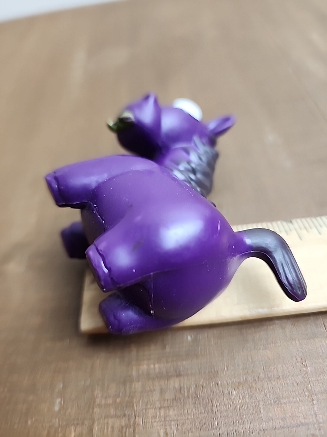 B. Toys – Baa-Baa-Barn Farm Purple Horse PVC Animal Toy Action Figure