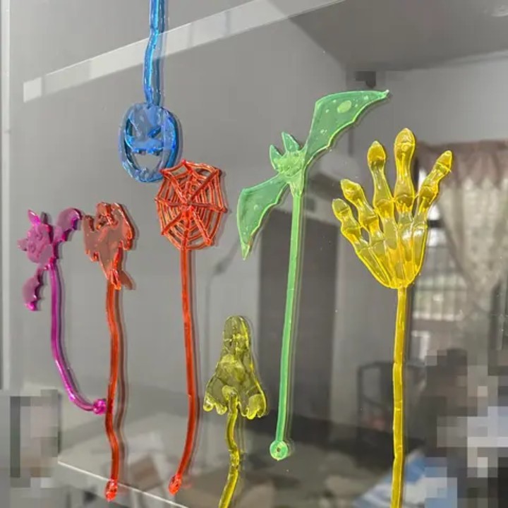 Colorful Glow Sticky Toys – Stretchy Fun Halloween & Easter Party Favors for Kid