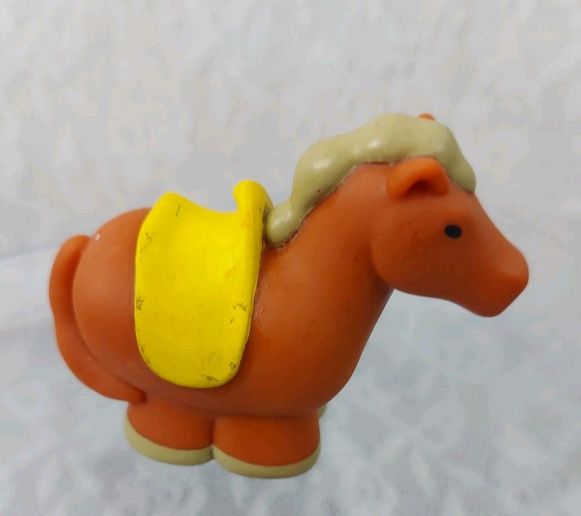 Battat Horse Toy Farm Animals Barn Bath Squirter Brown Yellow Saddle Replacement