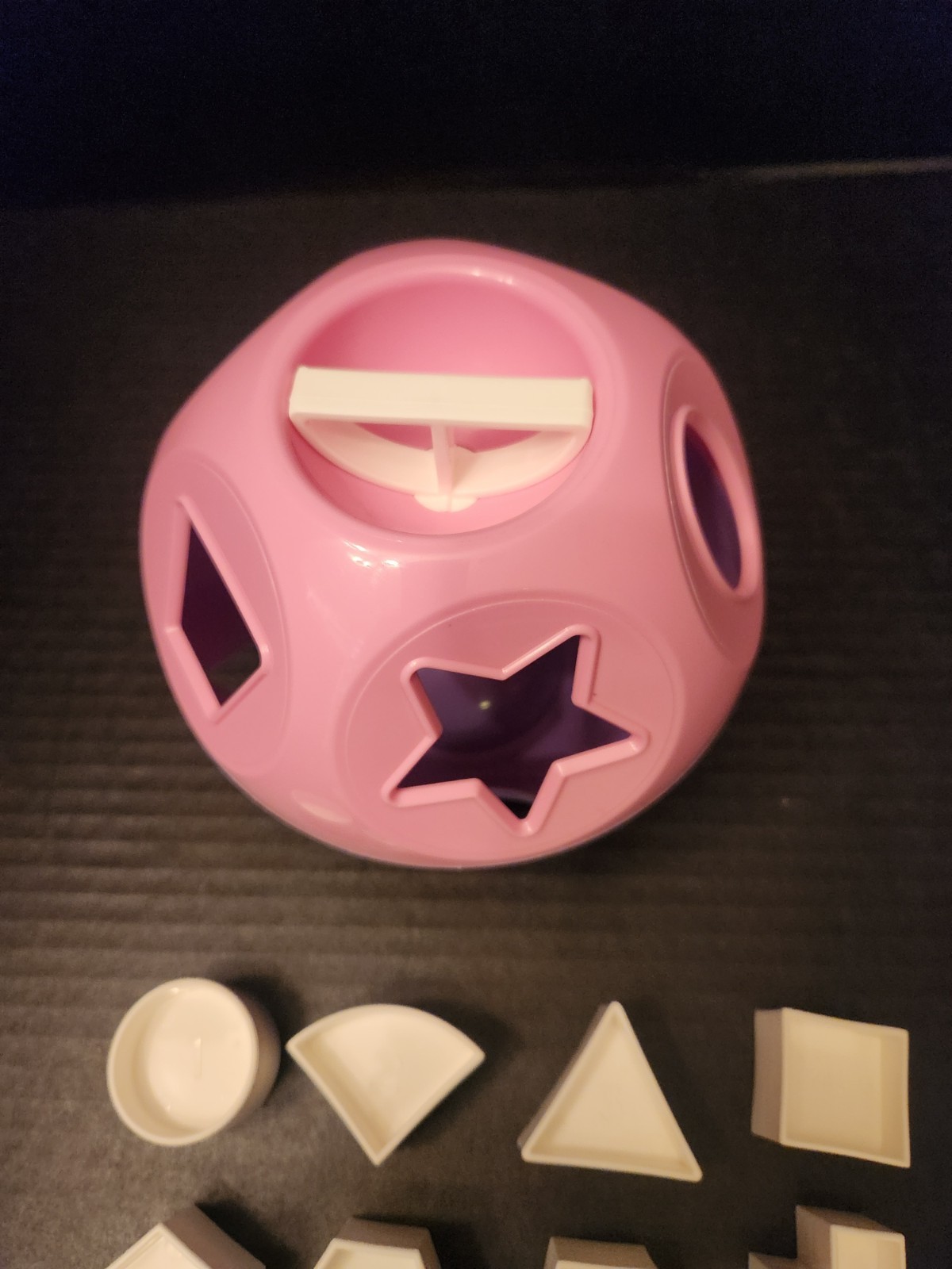 Tupperware Shape-O-Ball Learning TupperToy Pink & Purple w/White Shapes