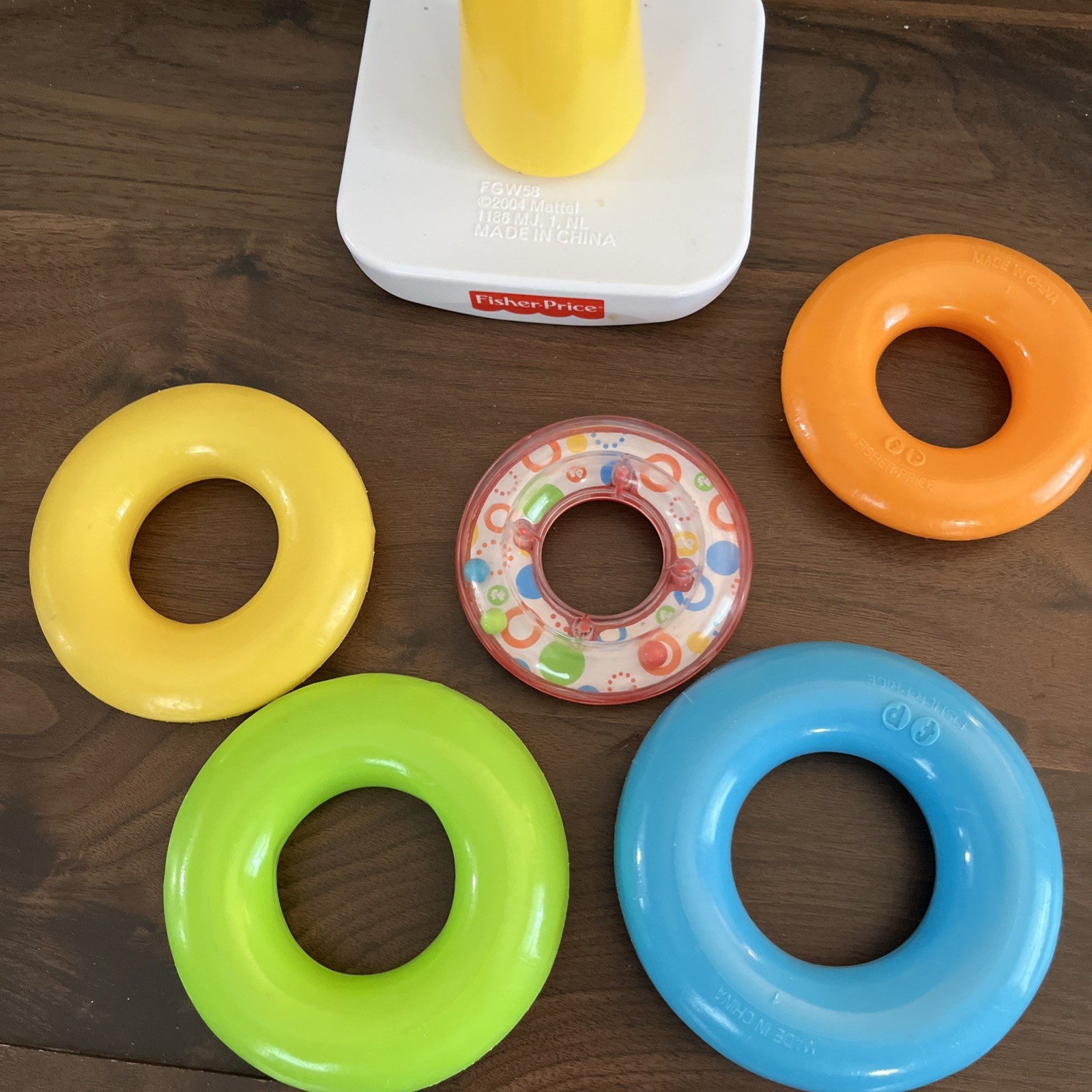 FISHER PRICE TOY ROCK A STACK PLASTIC 5 RING STACKING WITH RATTLE 8″
