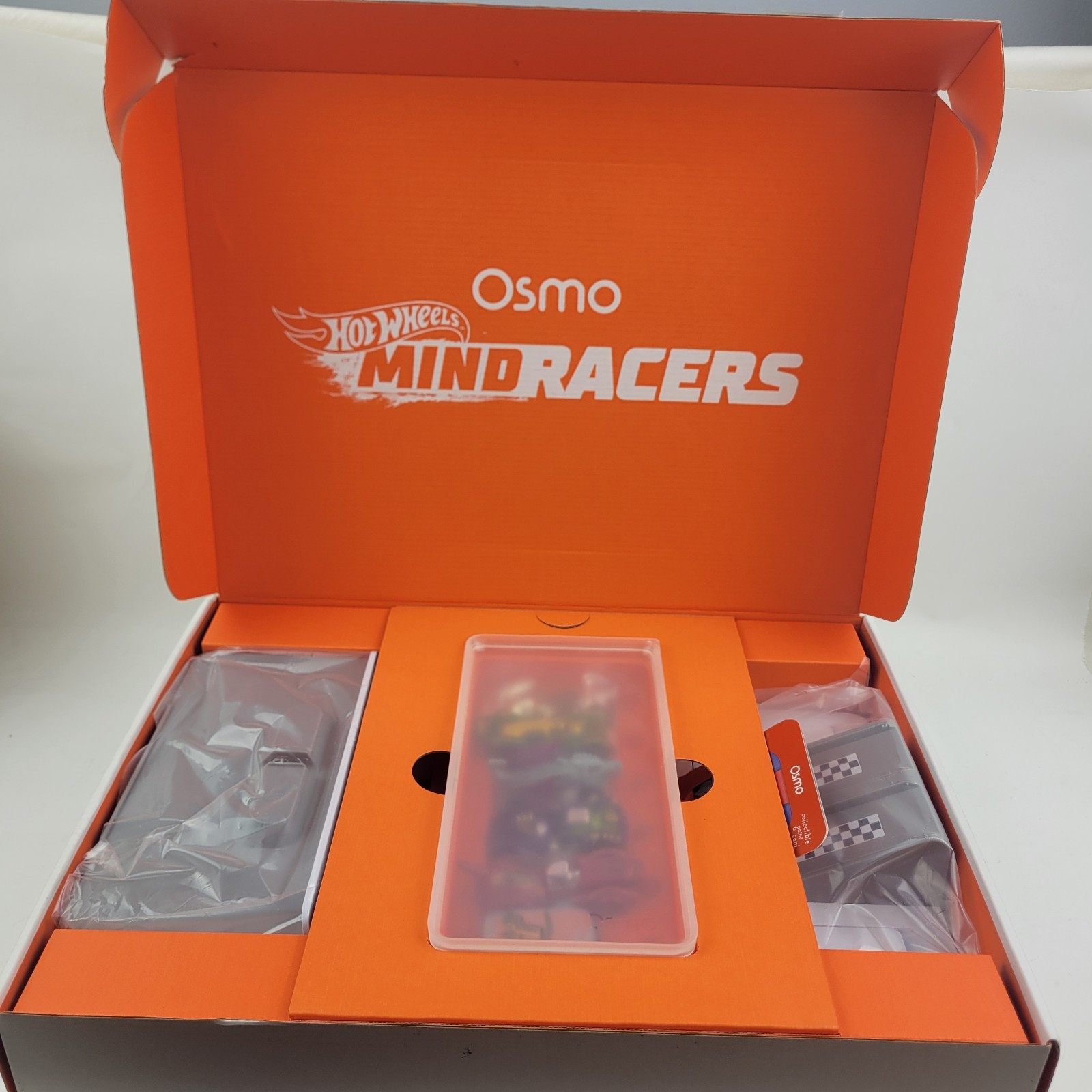 2017 Osmo Hot Wheels Mind Racers w/6 Exclusive Cars And Tokens. Rare New