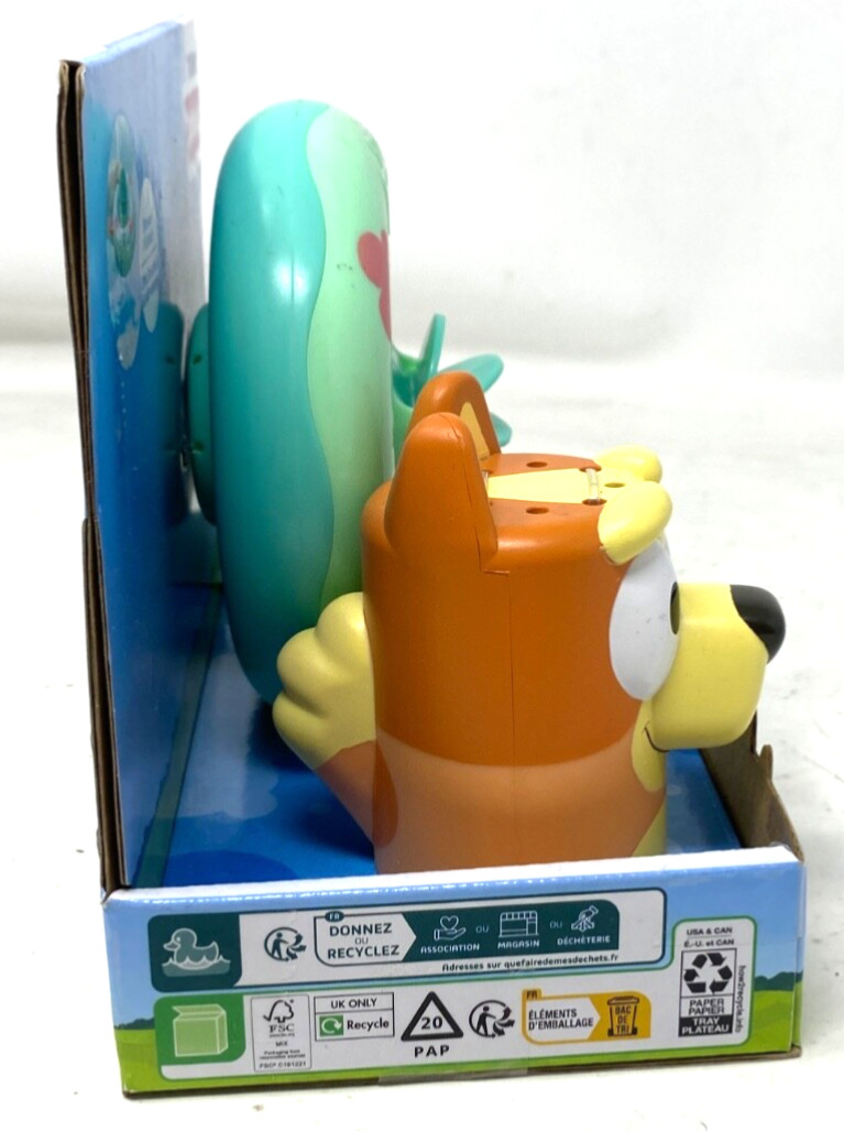 TOMY Toomies Bluey Splash and Float Bingo – Bath Toy Pour and Spin 18 months +