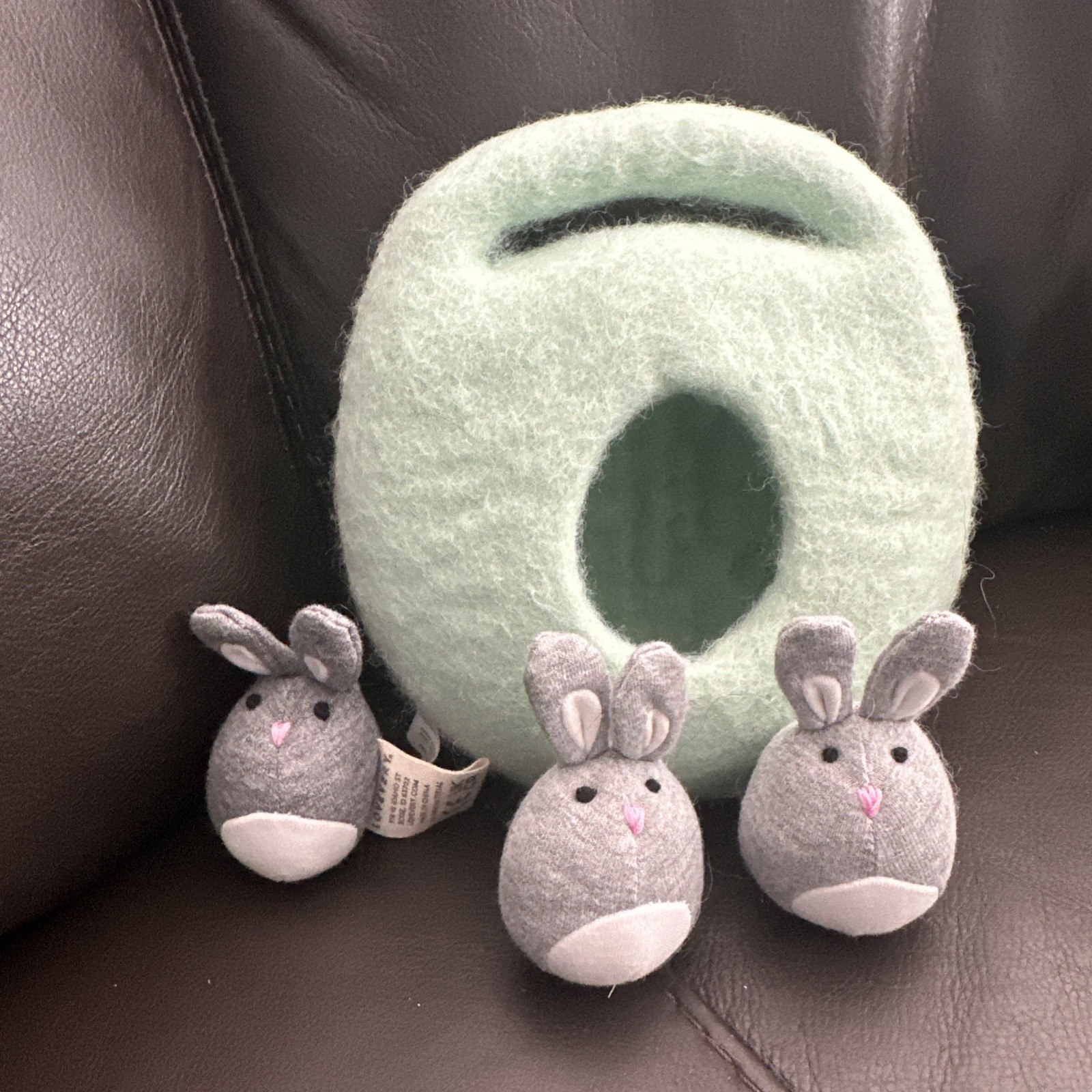 Lovery Bunnies In A Felt Burrow Babbler Kit 13-15 Months Montessori 3 Rabbits