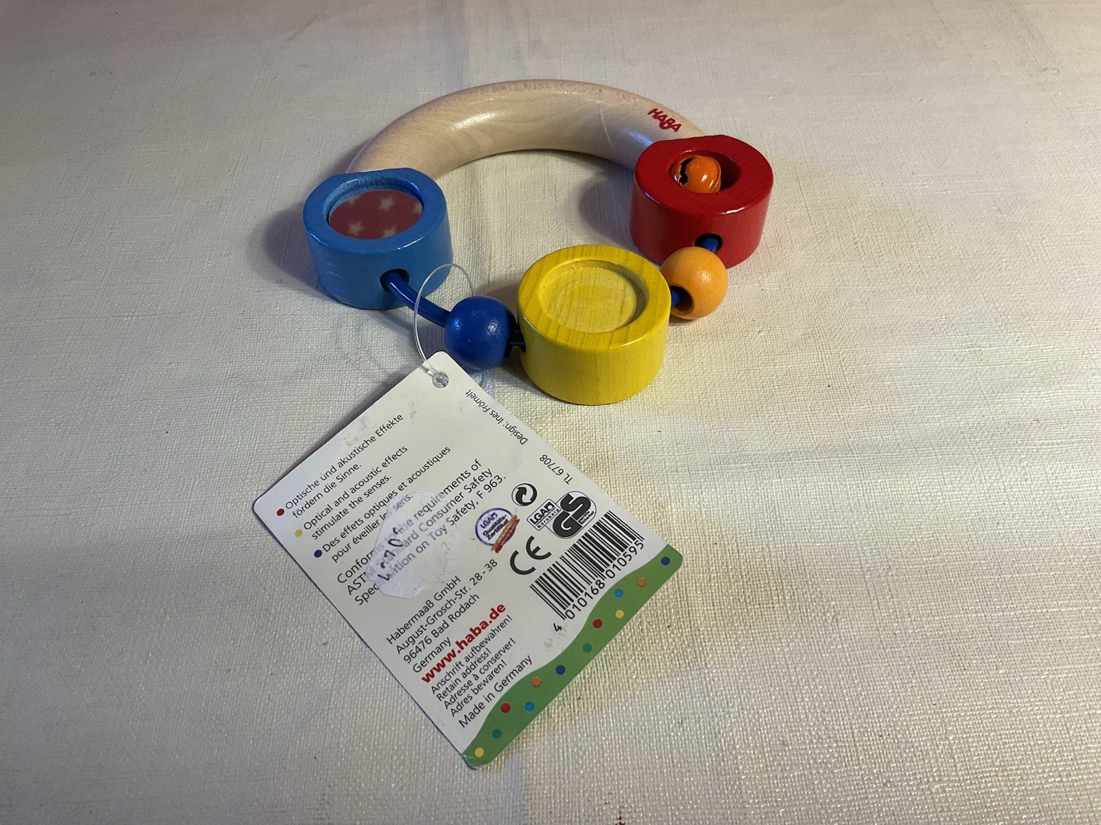 HABA BABY WOOD INFANT CLUTCHING TOY BEAUTIFUL QUALITY, NWT (PREOWNED) GERMANY