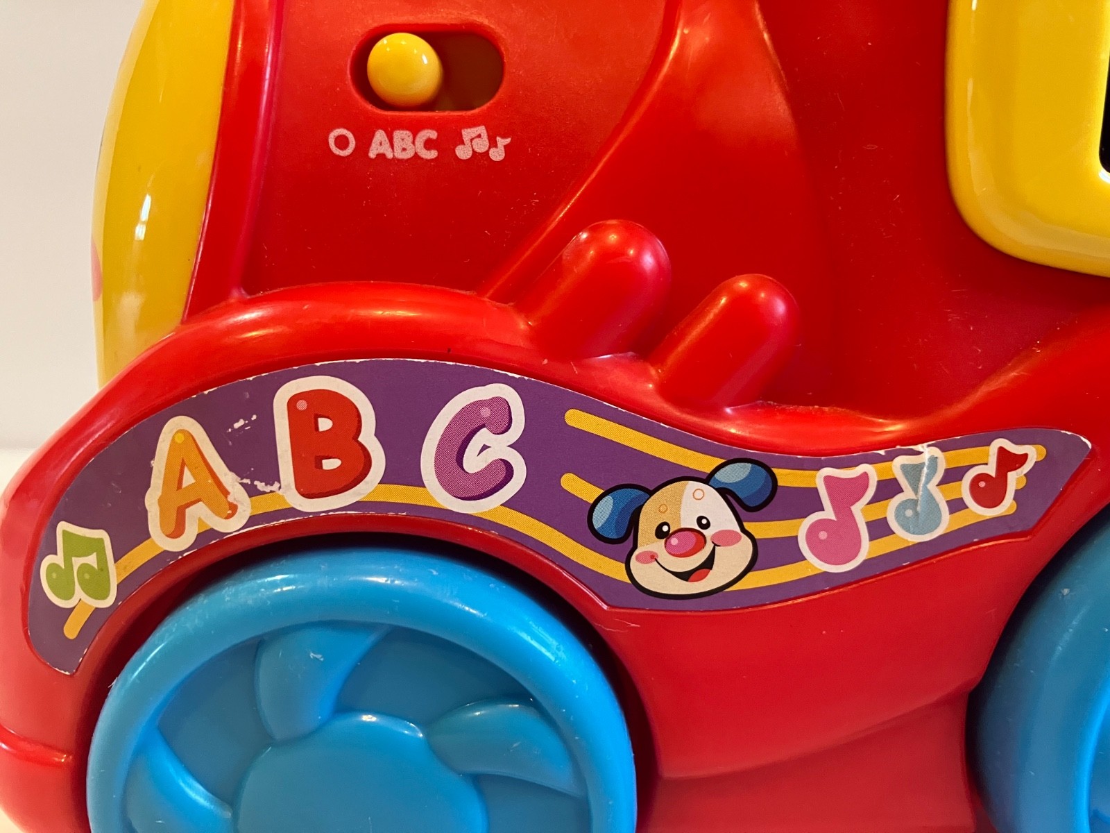 Fisher Price LAUGH AND LEARN ABC Train Light Up Letters & Numbers Music RARE HTF