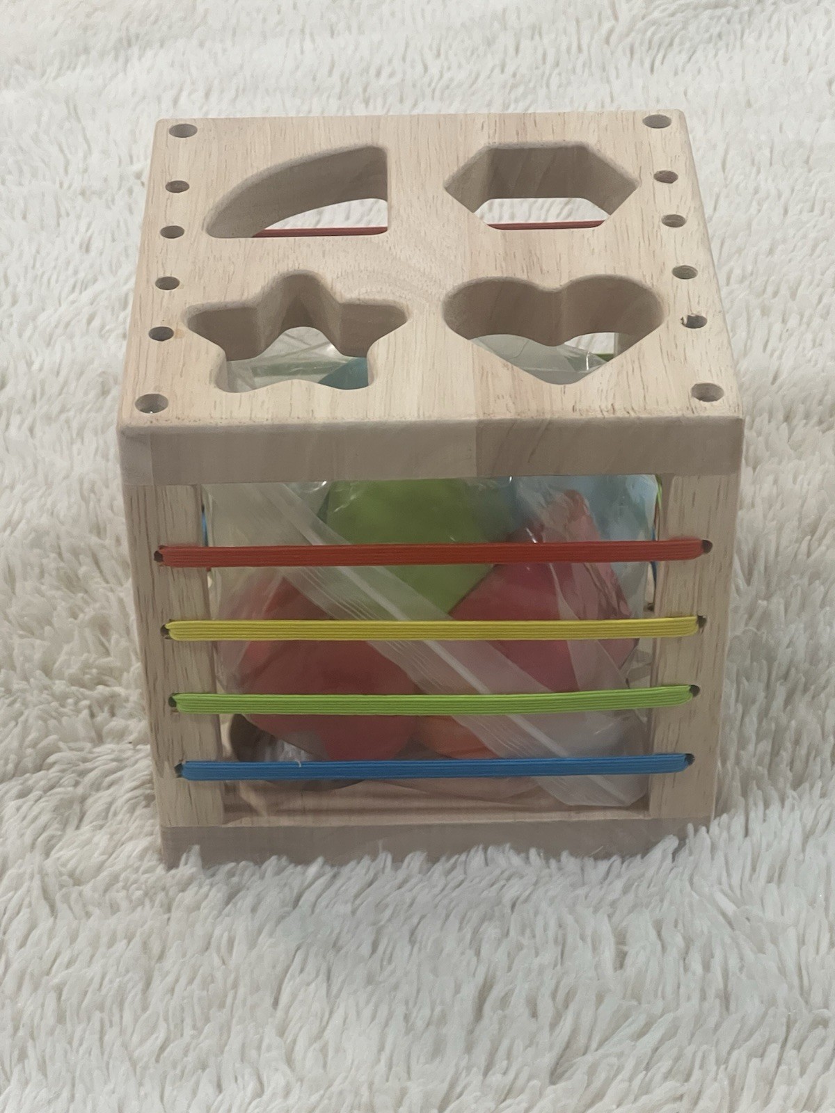 Montessori Wooden Shape Sorter Cube – 8 Rattling Shapes Sensory Educational Toy
