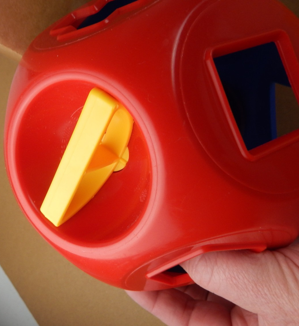 Vintage Tupperware Shape-O-Ball Tupper Toys Shape Sorter 9 Pieces