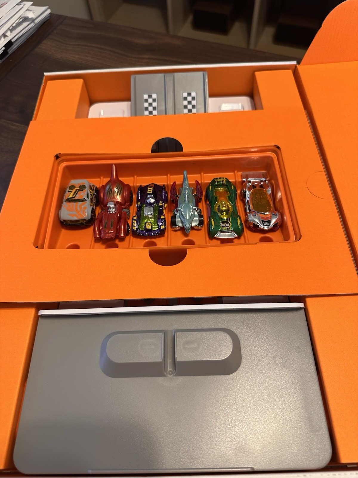 *Rare* 2017 Osmo Hot Wheels Mind Racers w/6 Exclusive Cars And Tokens – Complete