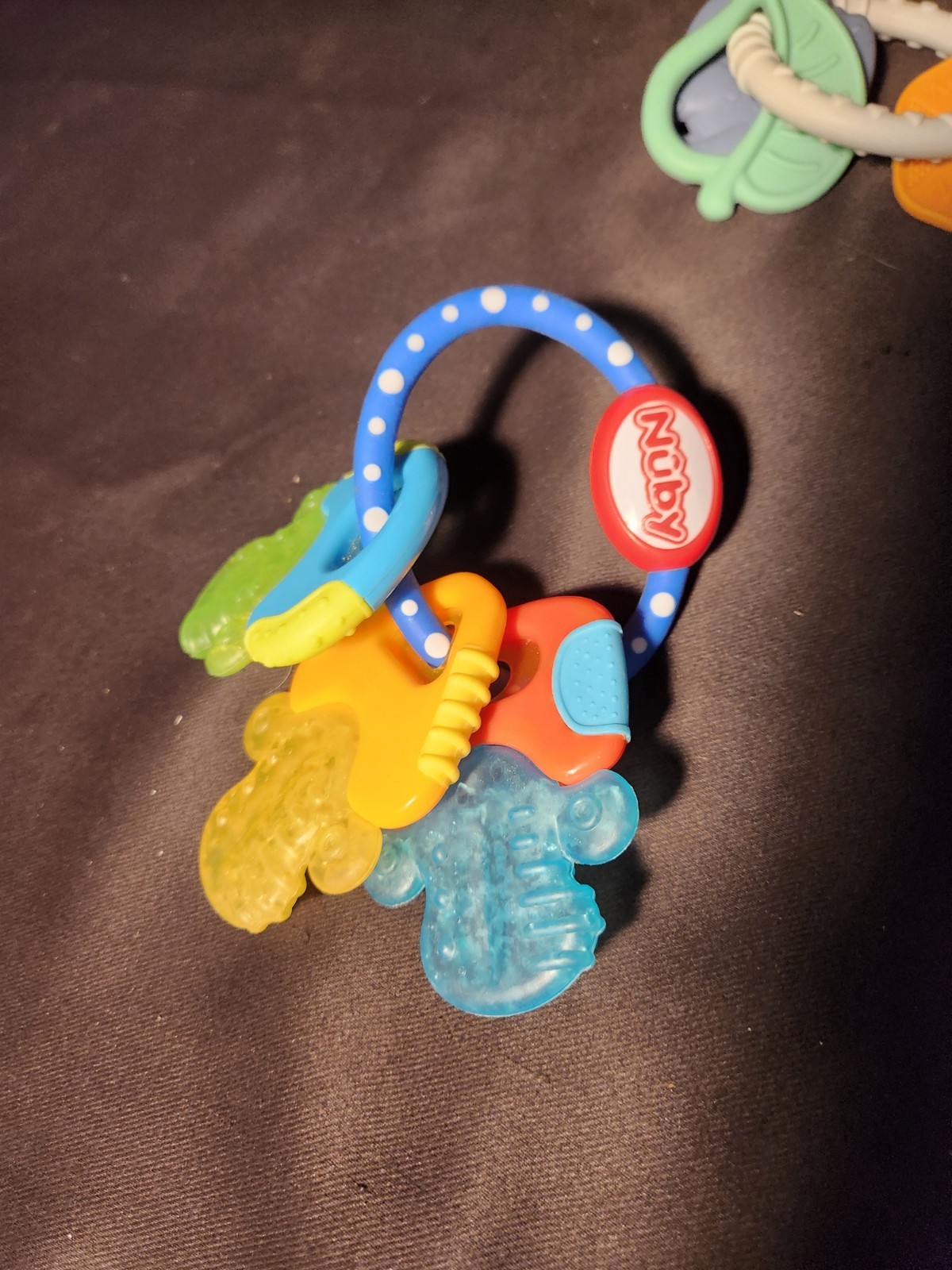 LOT OF 5 – Nuby – Baby/Infant Teether Toys + No-Spill Snack Container